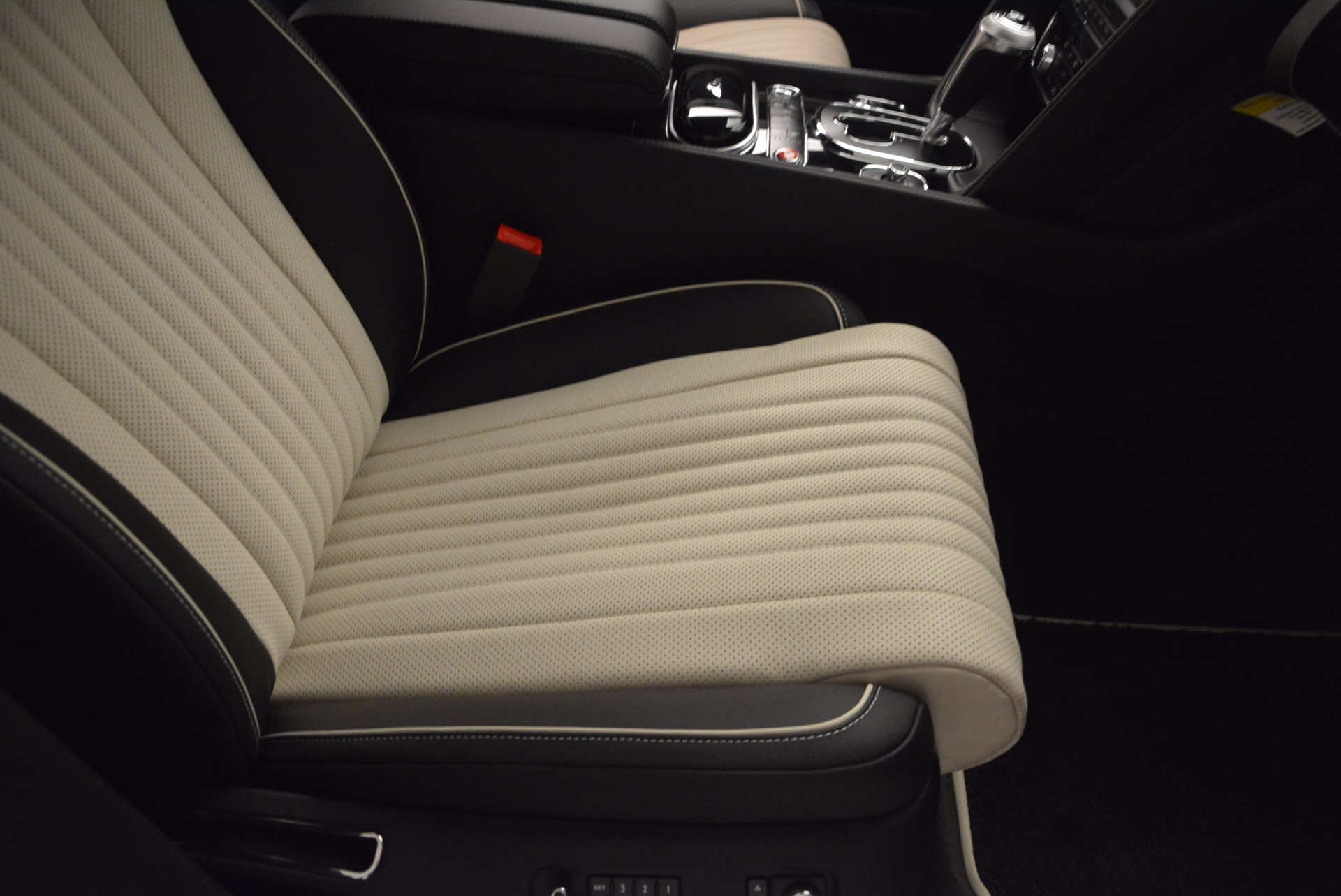 New-2017-Bentley-Flying-Spur-V8-S