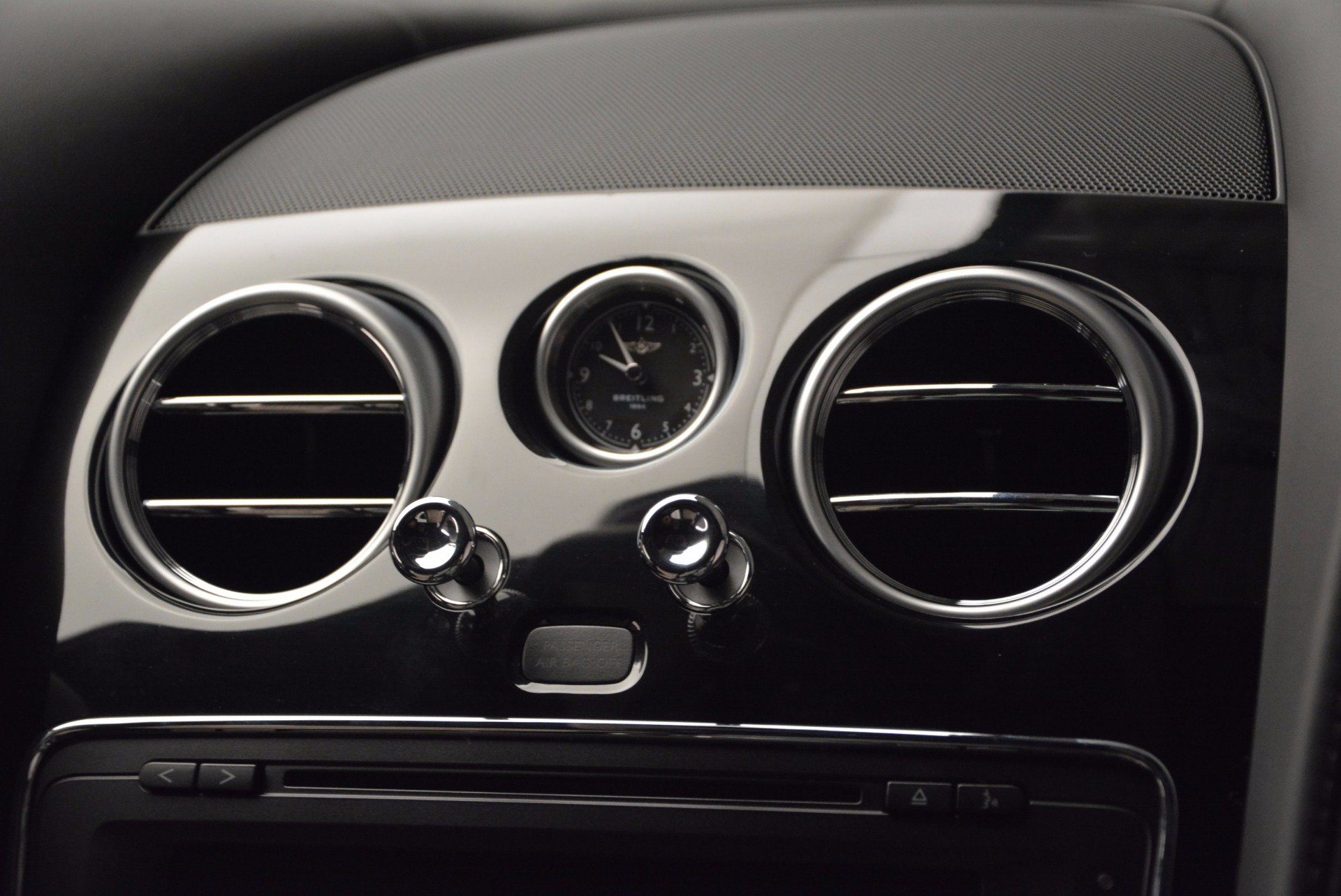 New-2017-Bentley-Flying-Spur-V8-S