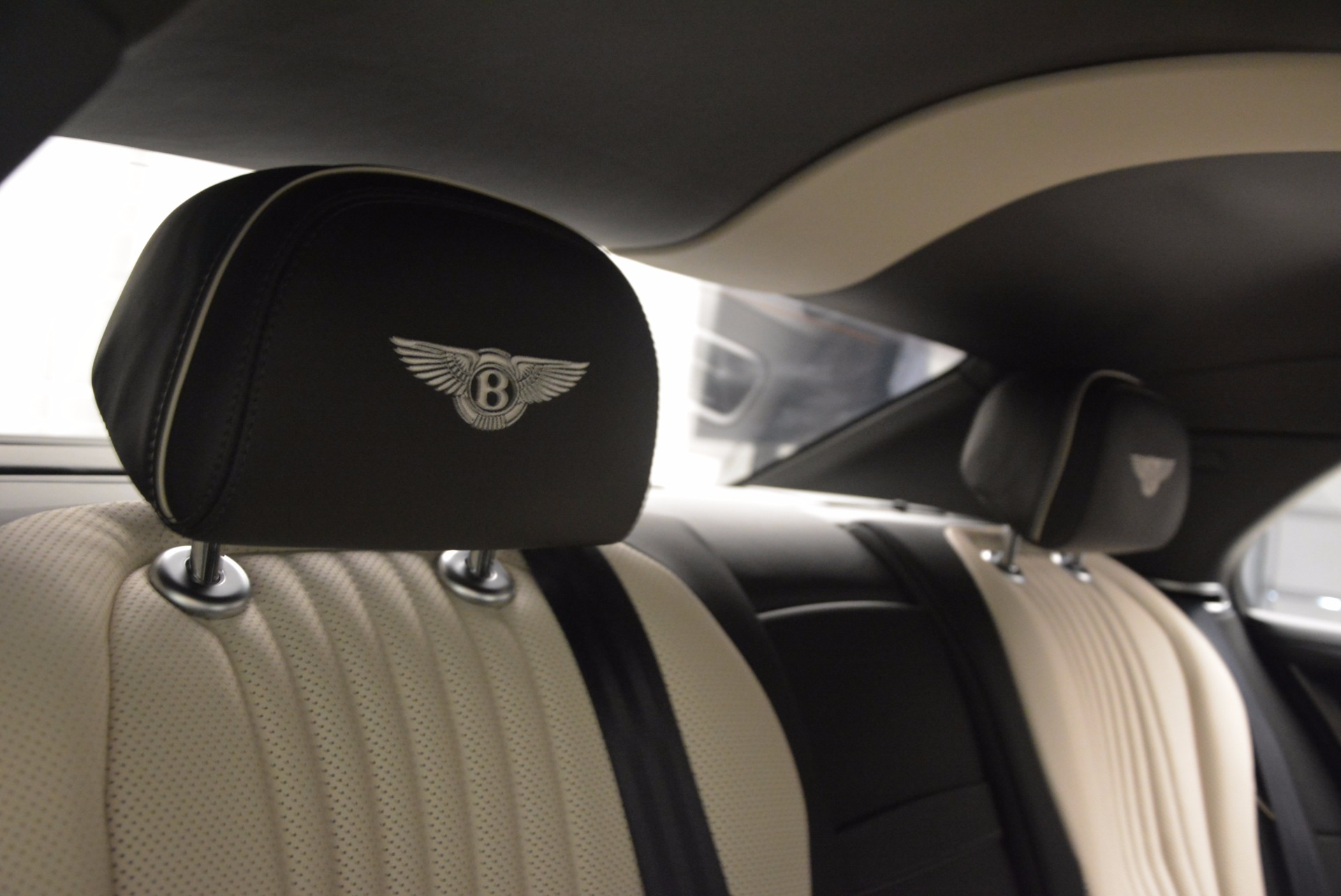 New-2017-Bentley-Flying-Spur-V8-S