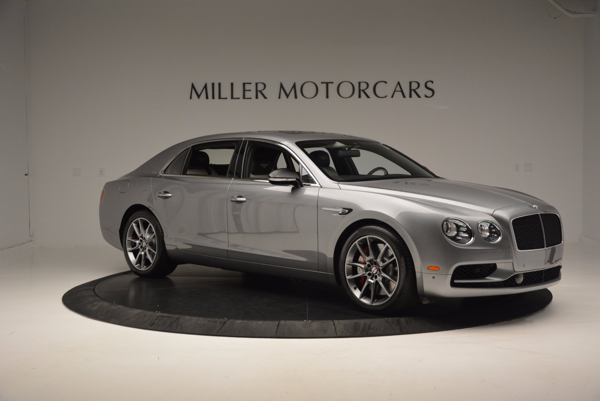 New-2017-Bentley-Flying-Spur-V8-S