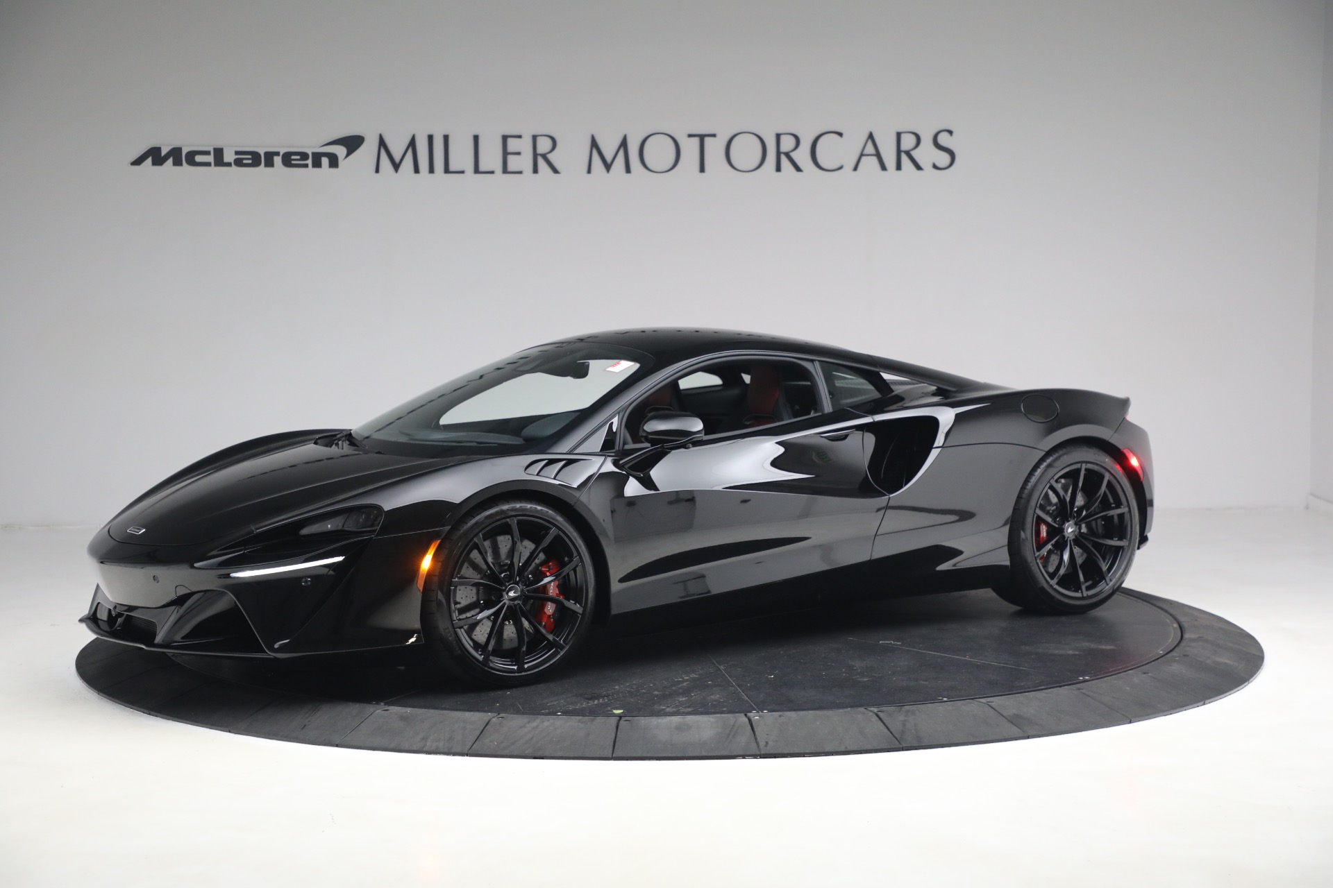 New-2023-McLaren-Artura-TechLux