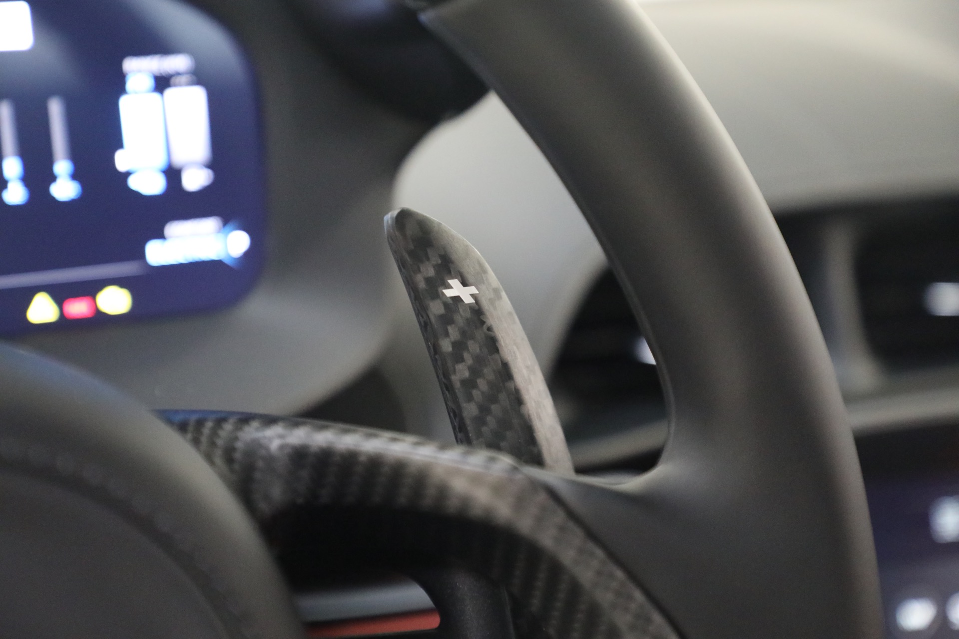 New-2023-McLaren-Artura-TechLux