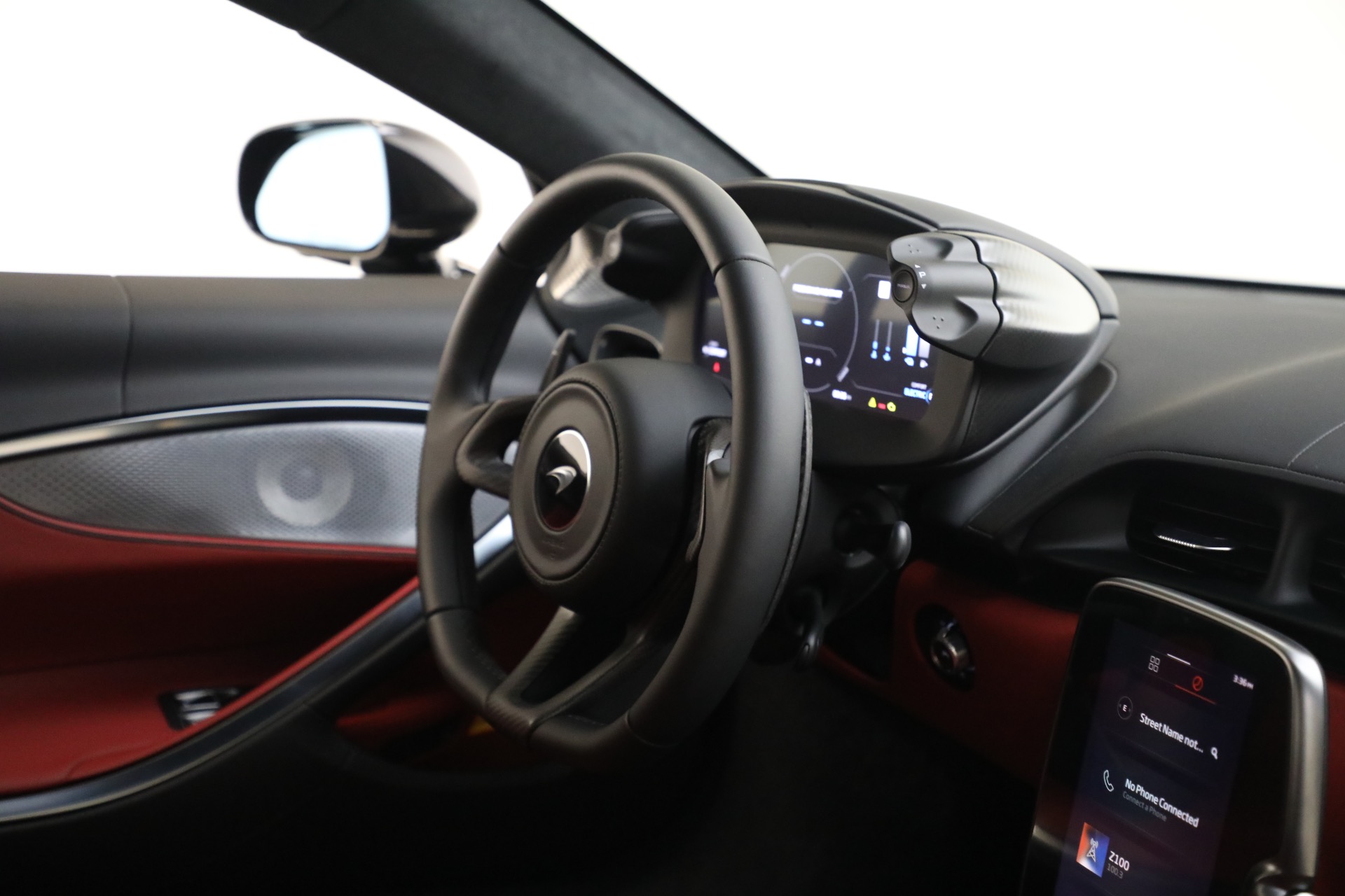 New-2023-McLaren-Artura-TechLux