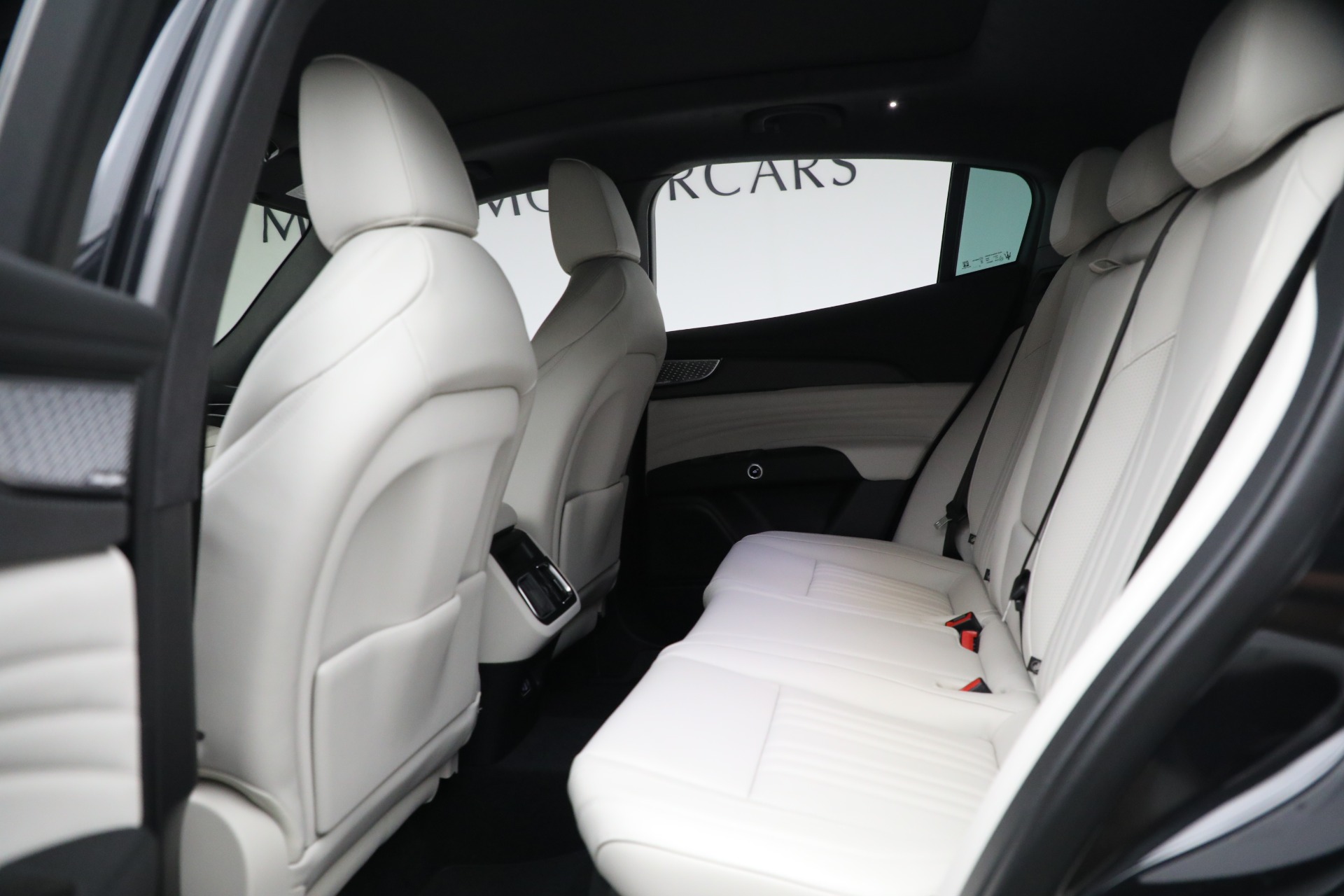 New-2023-Maserati-Grecale-Modena