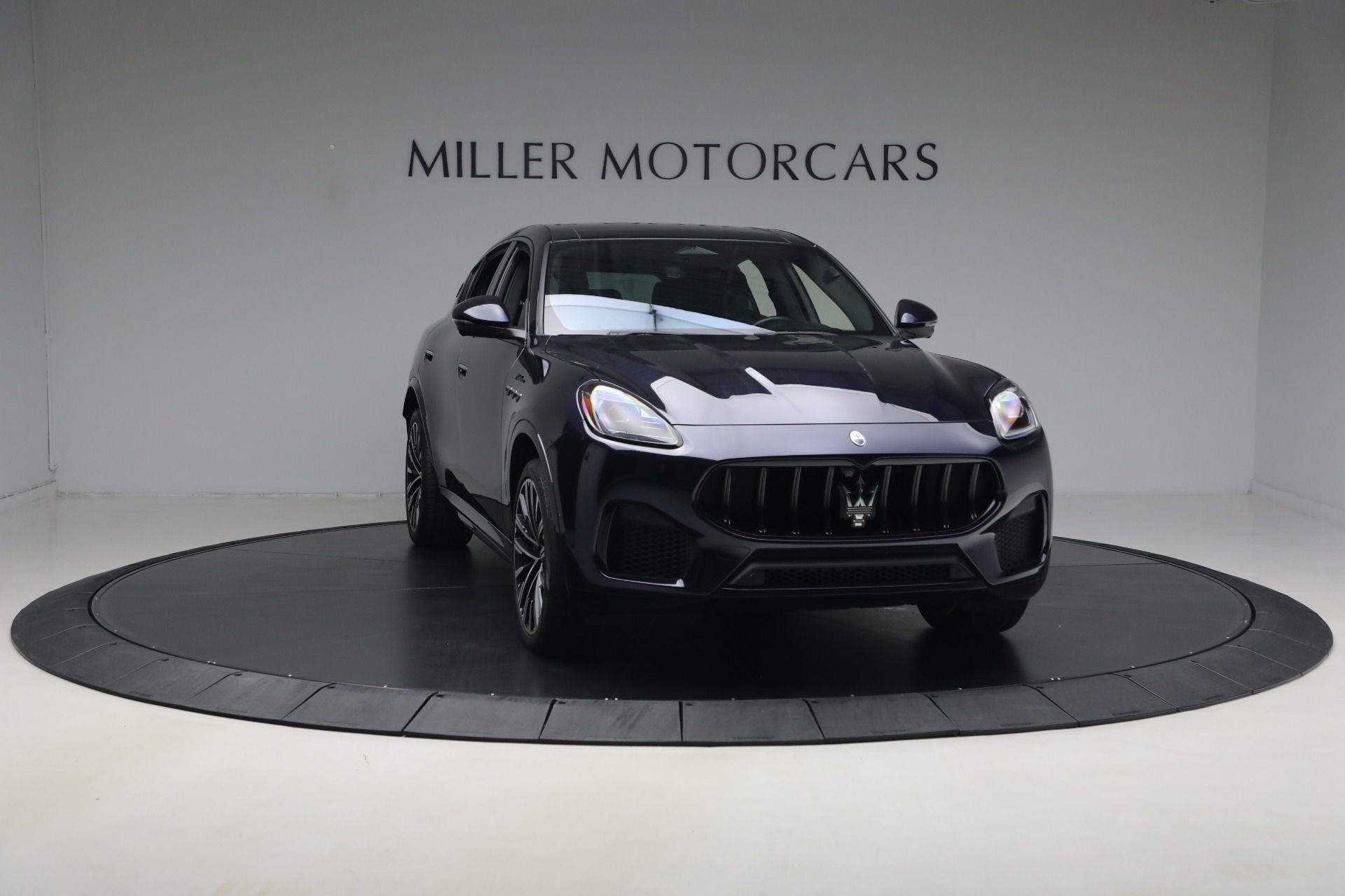 Used-2023-Maserati-Grecale-Modena