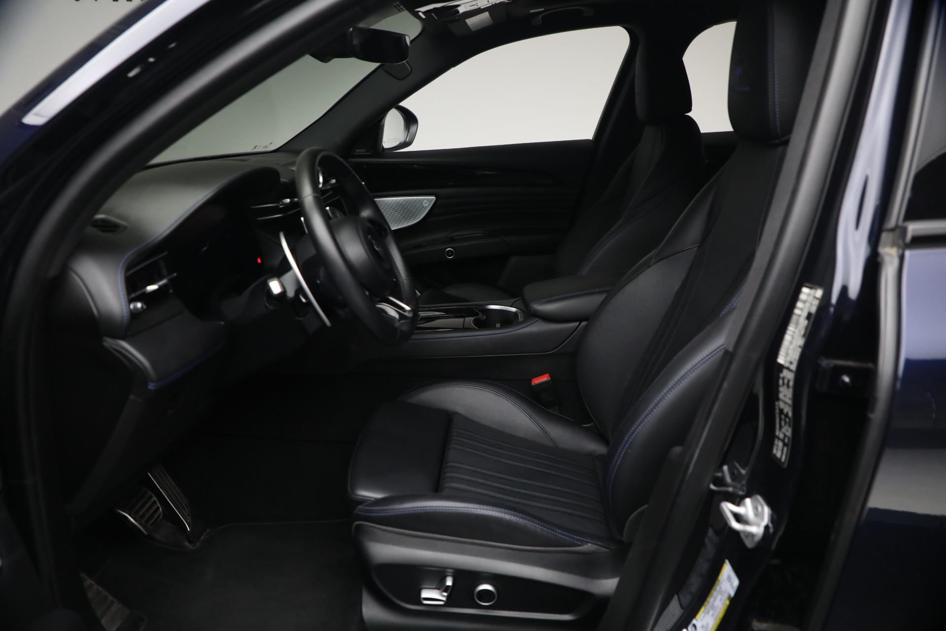 Used-2023-Maserati-Grecale-Modena