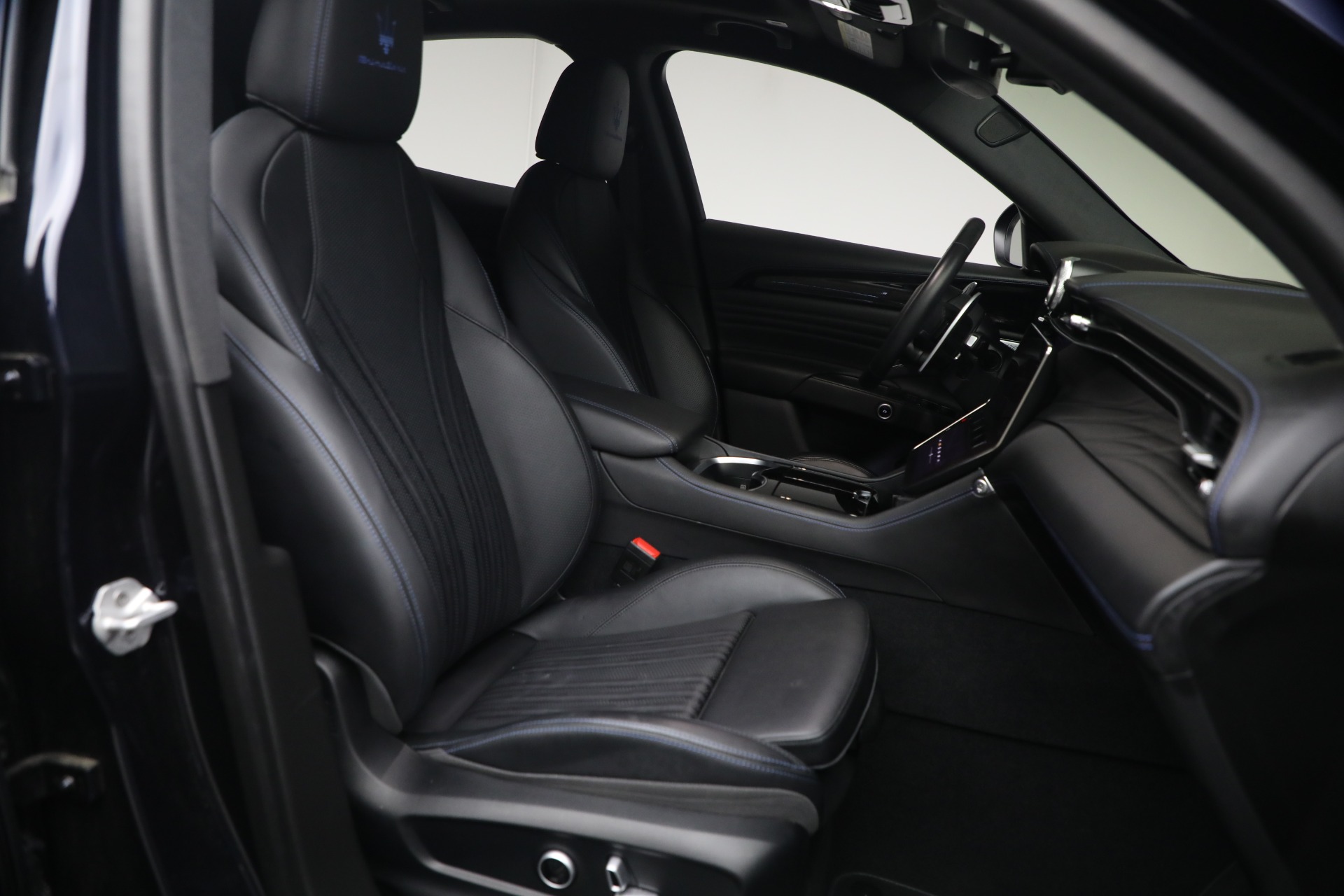 Used-2023-Maserati-Grecale-Modena