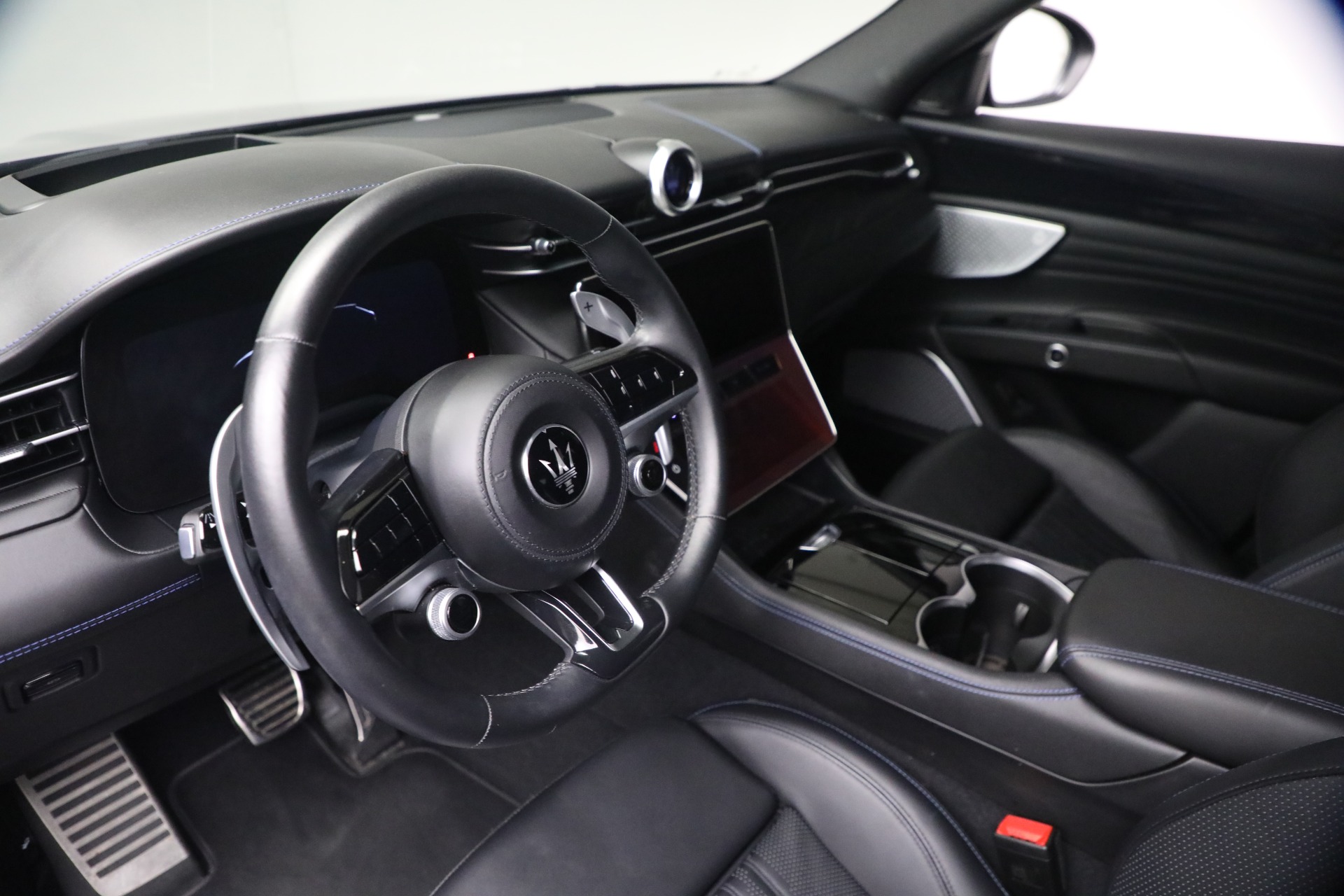 Used-2023-Maserati-Grecale-Modena