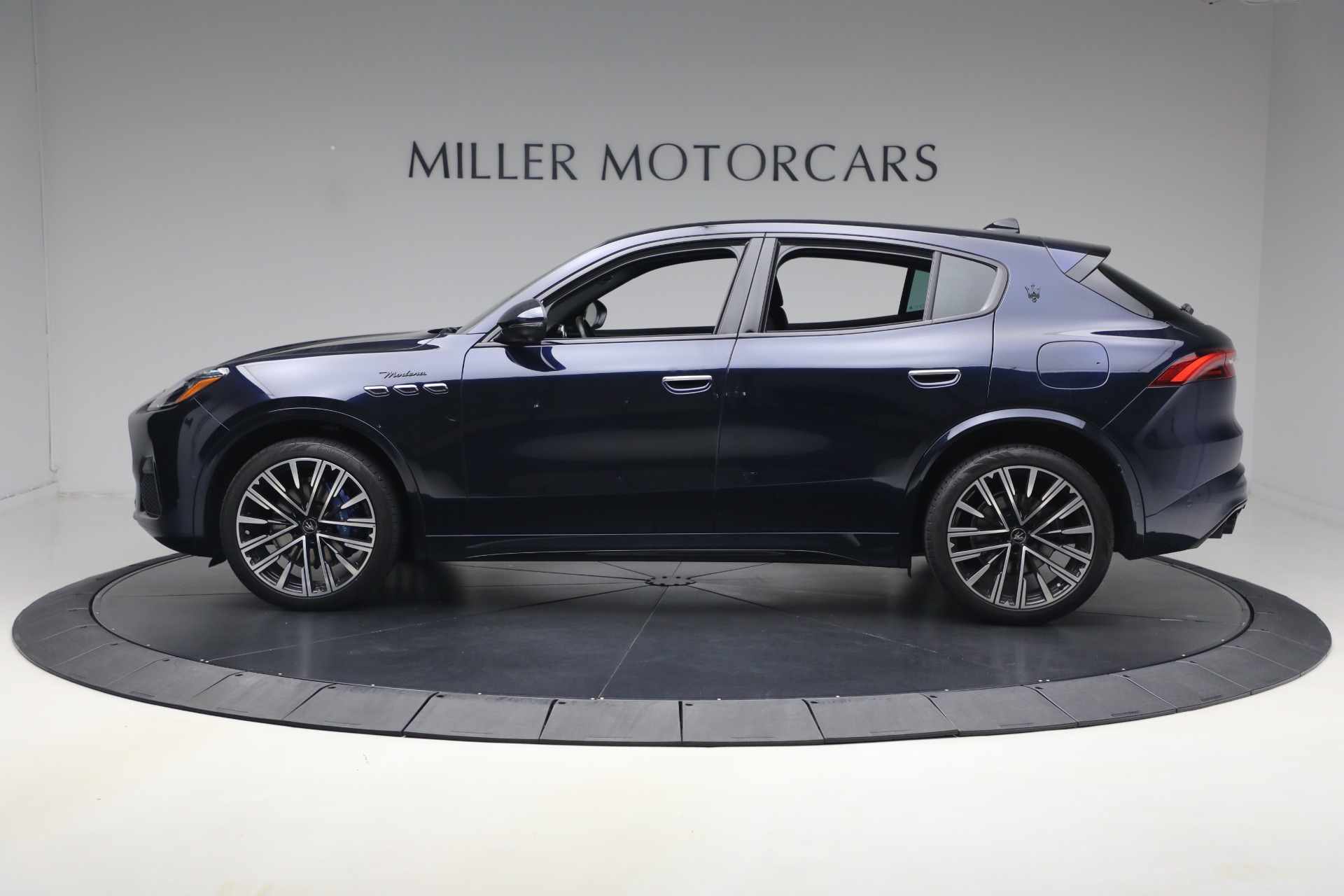 Used-2023-Maserati-Grecale-Modena