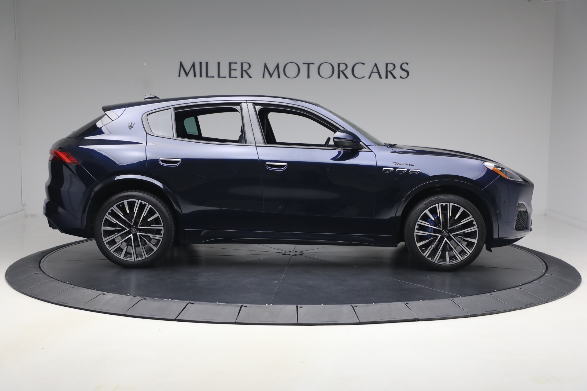 Used-2023-Maserati-Grecale-Modena