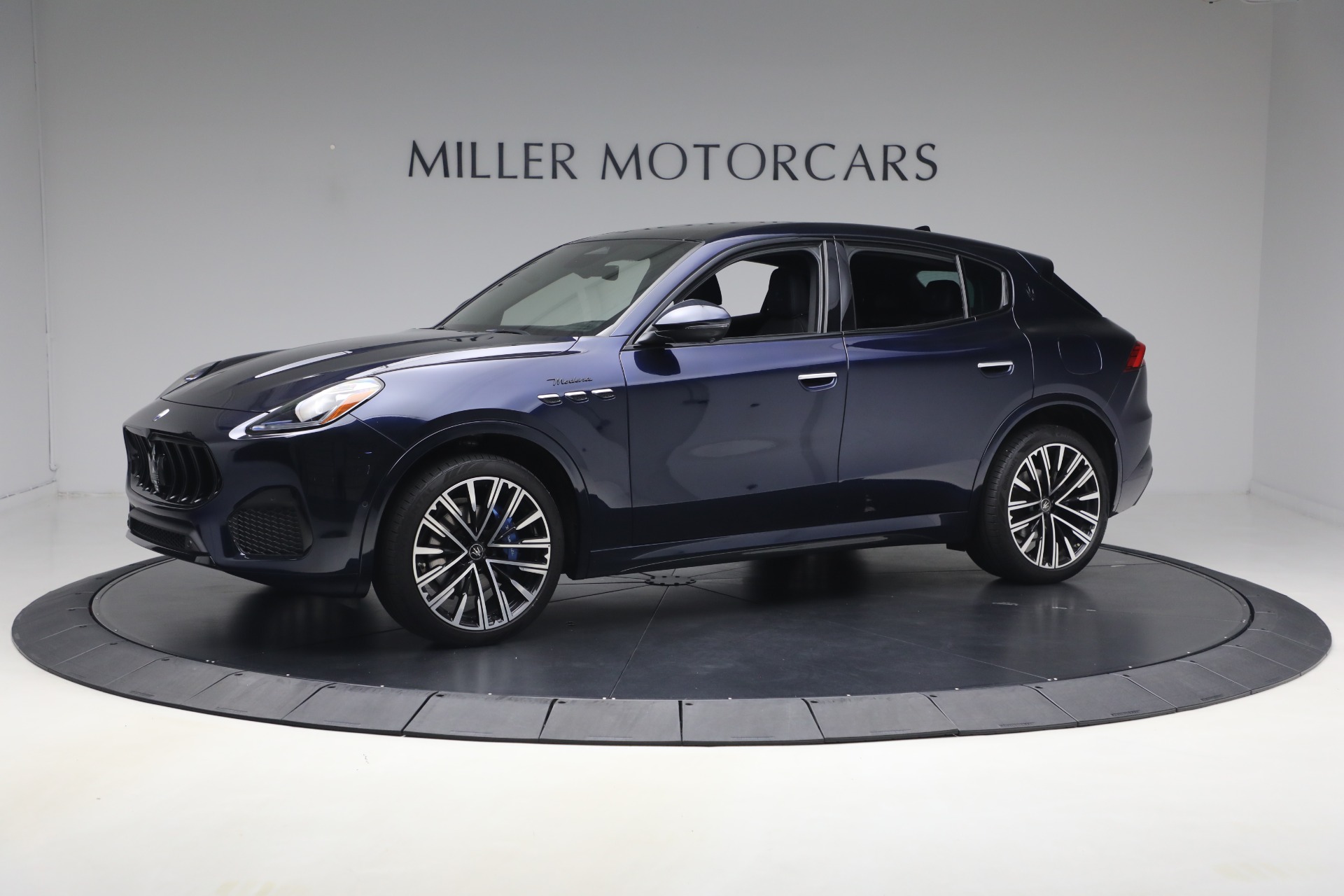 Used-2023-Maserati-Grecale-Modena