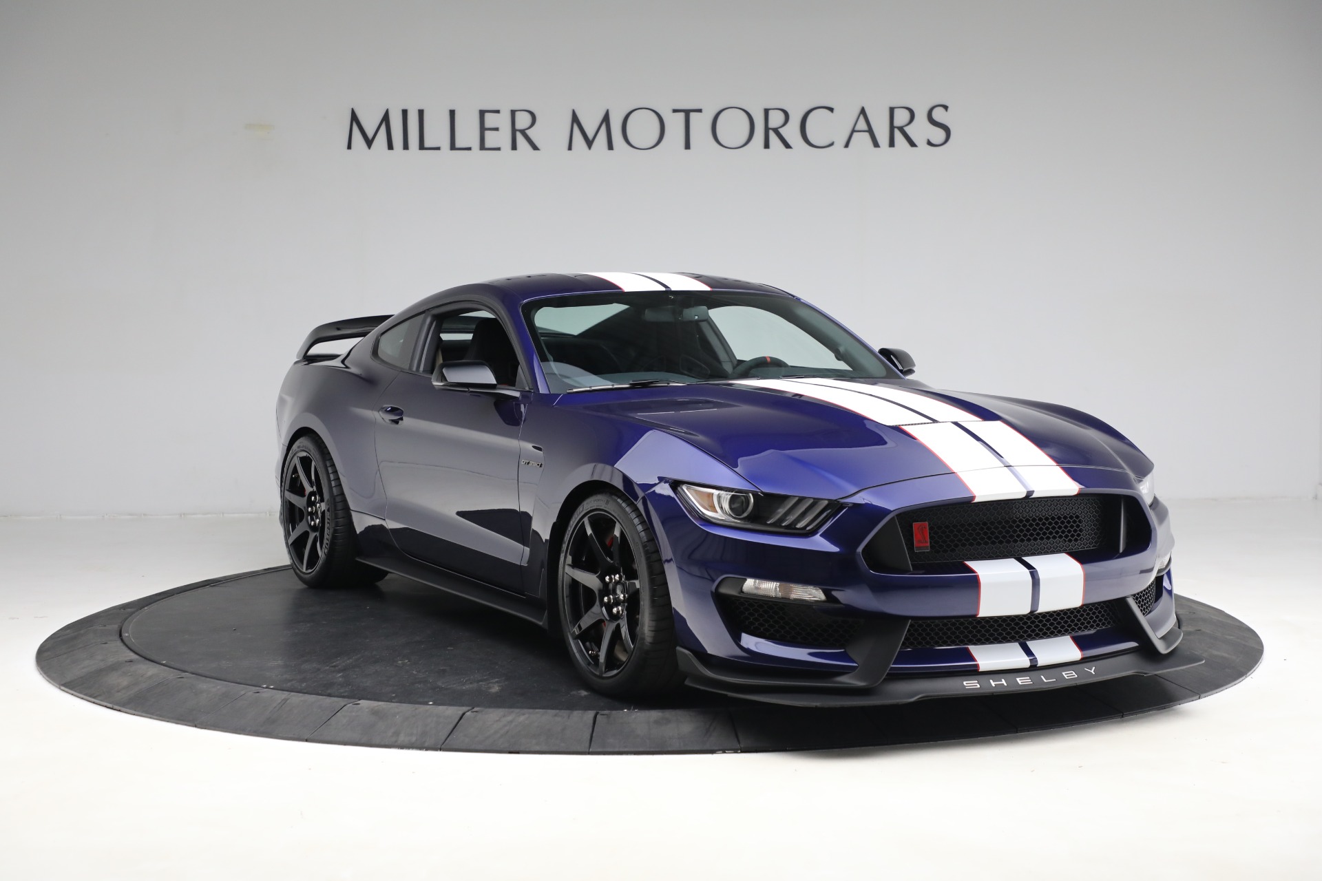 Used-2019-Ford-Mustang-Shelby-GT350R