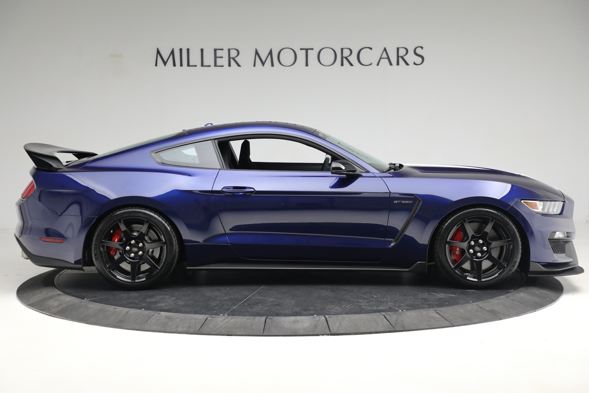 Used-2019-Ford-Mustang-Shelby-GT350R