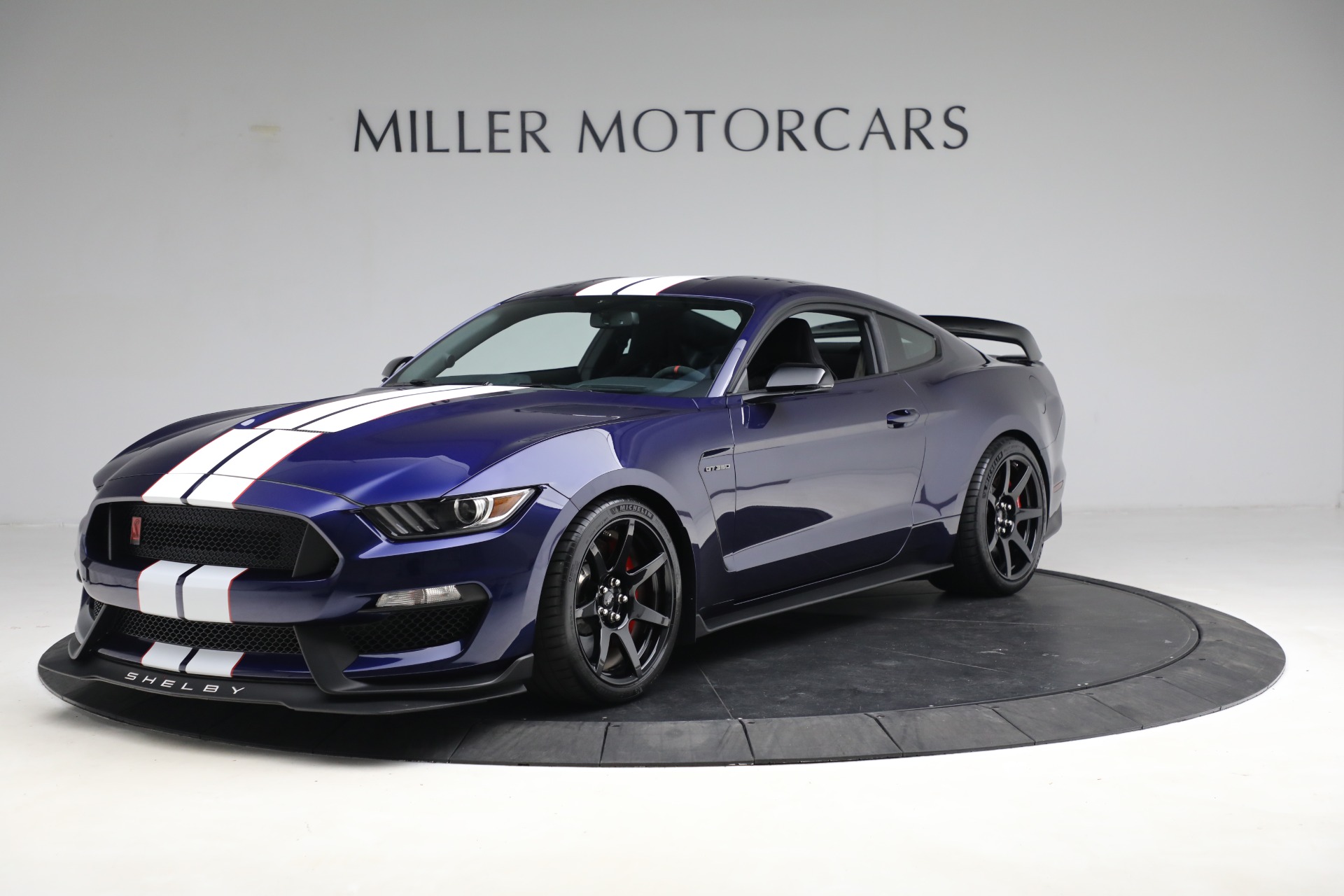 Used-2019-Ford-Mustang-Shelby-GT350R
