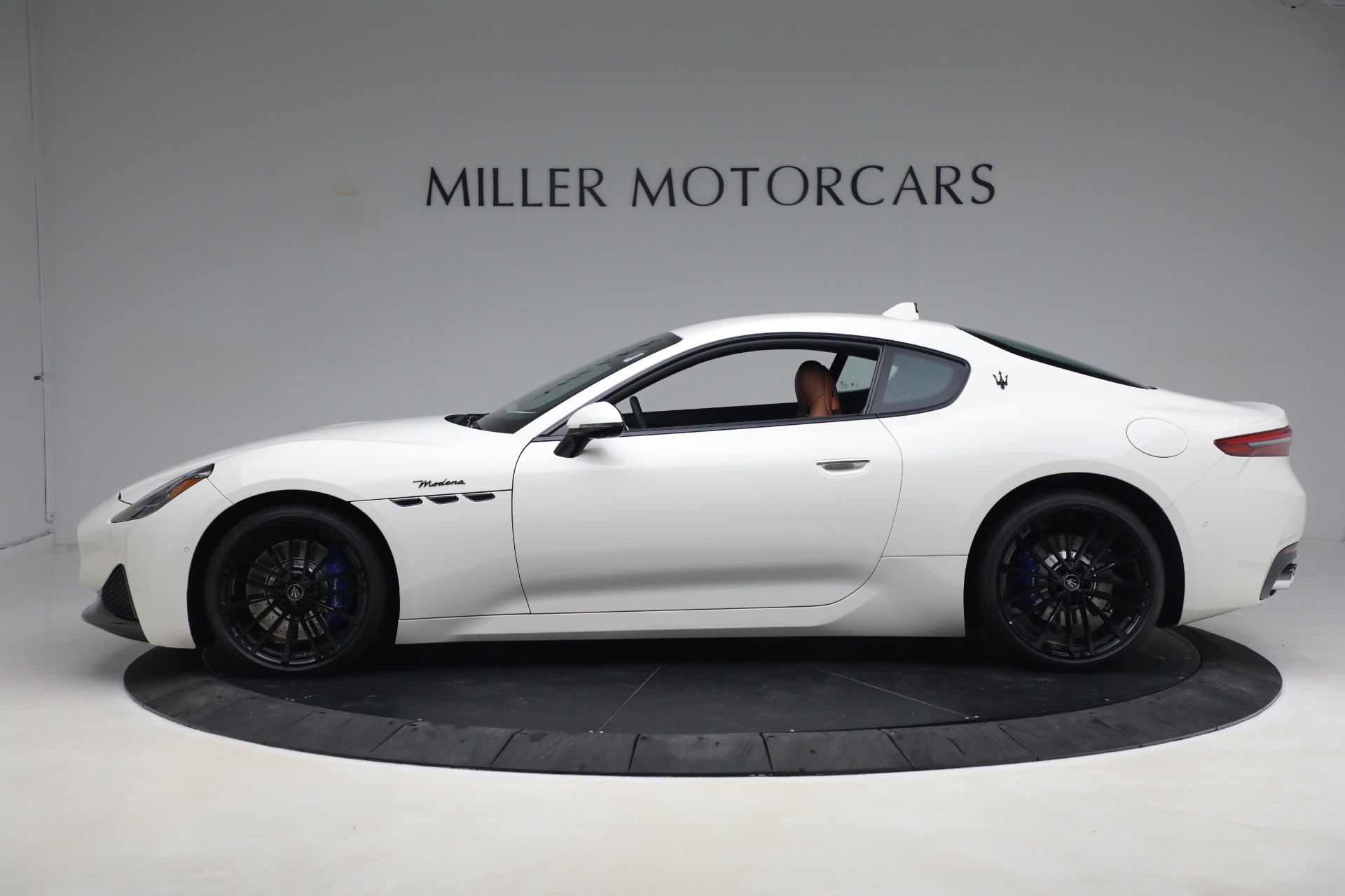 New-2024-Maserati-GranTurismo-Modena