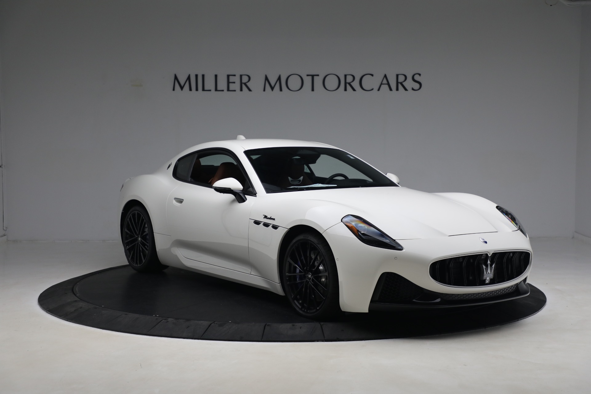 New-2024-Maserati-GranTurismo-Modena