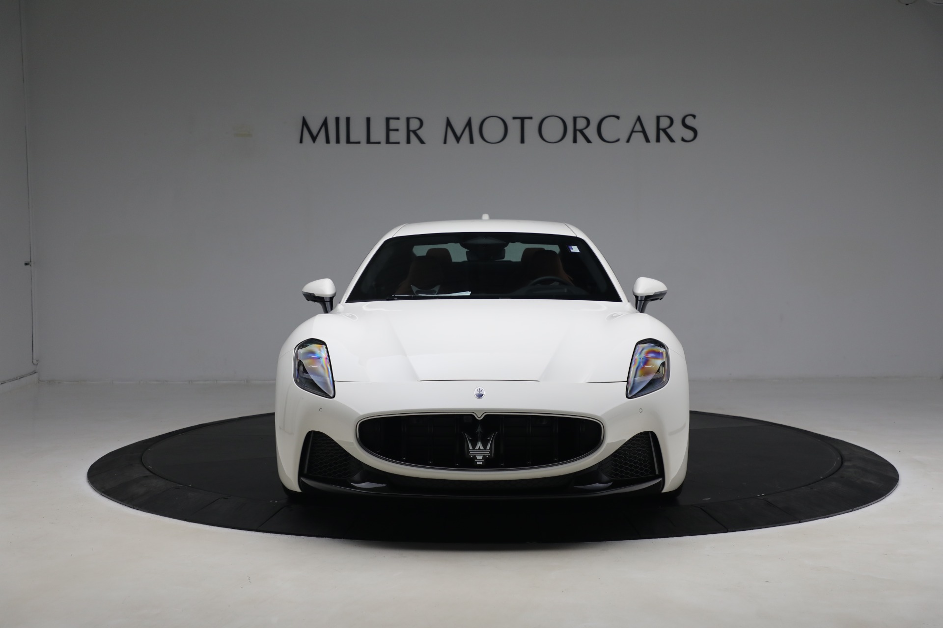 New-2024-Maserati-GranTurismo-Modena