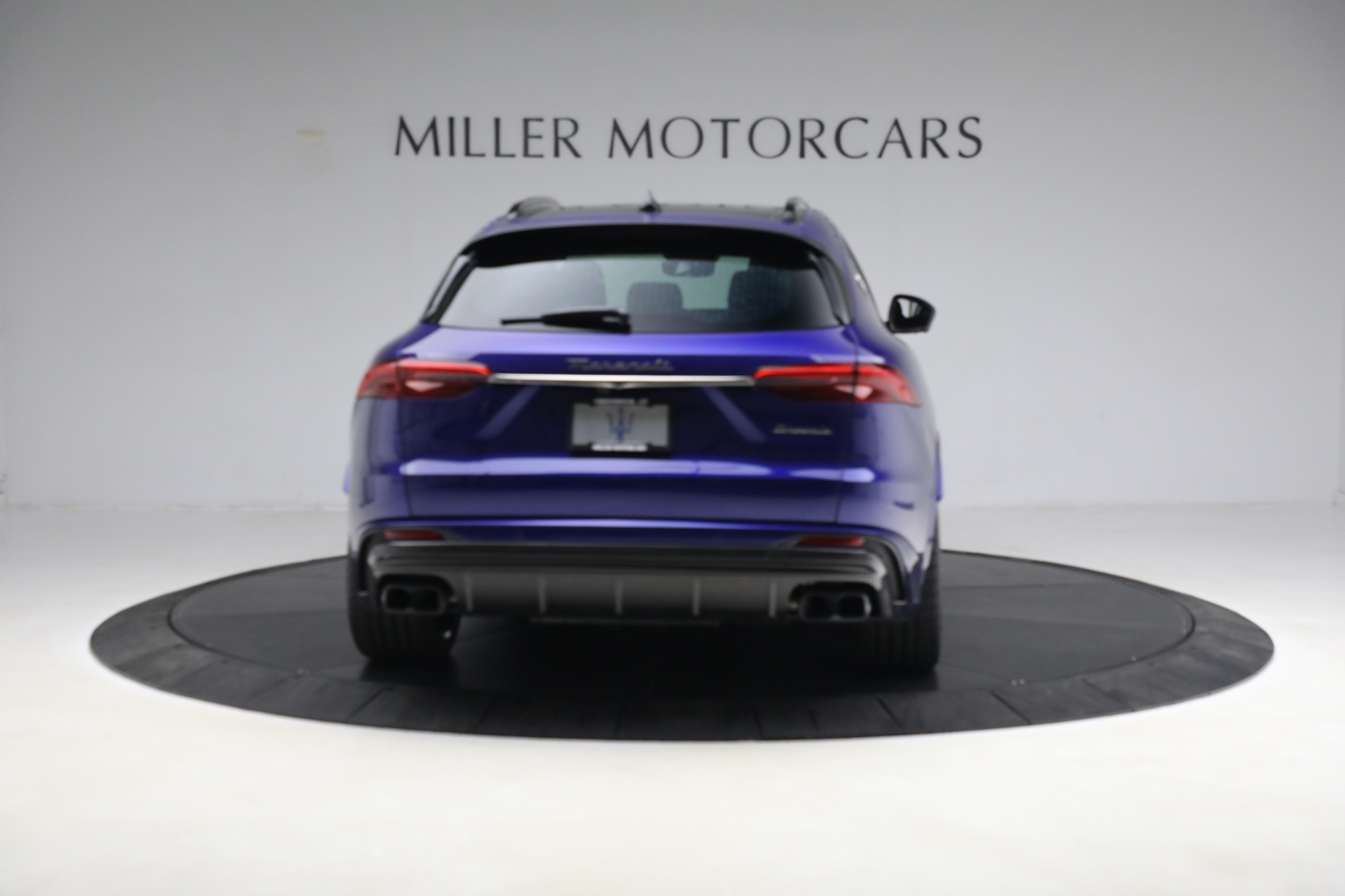 New-2023-Maserati-Grecale-Trofeo