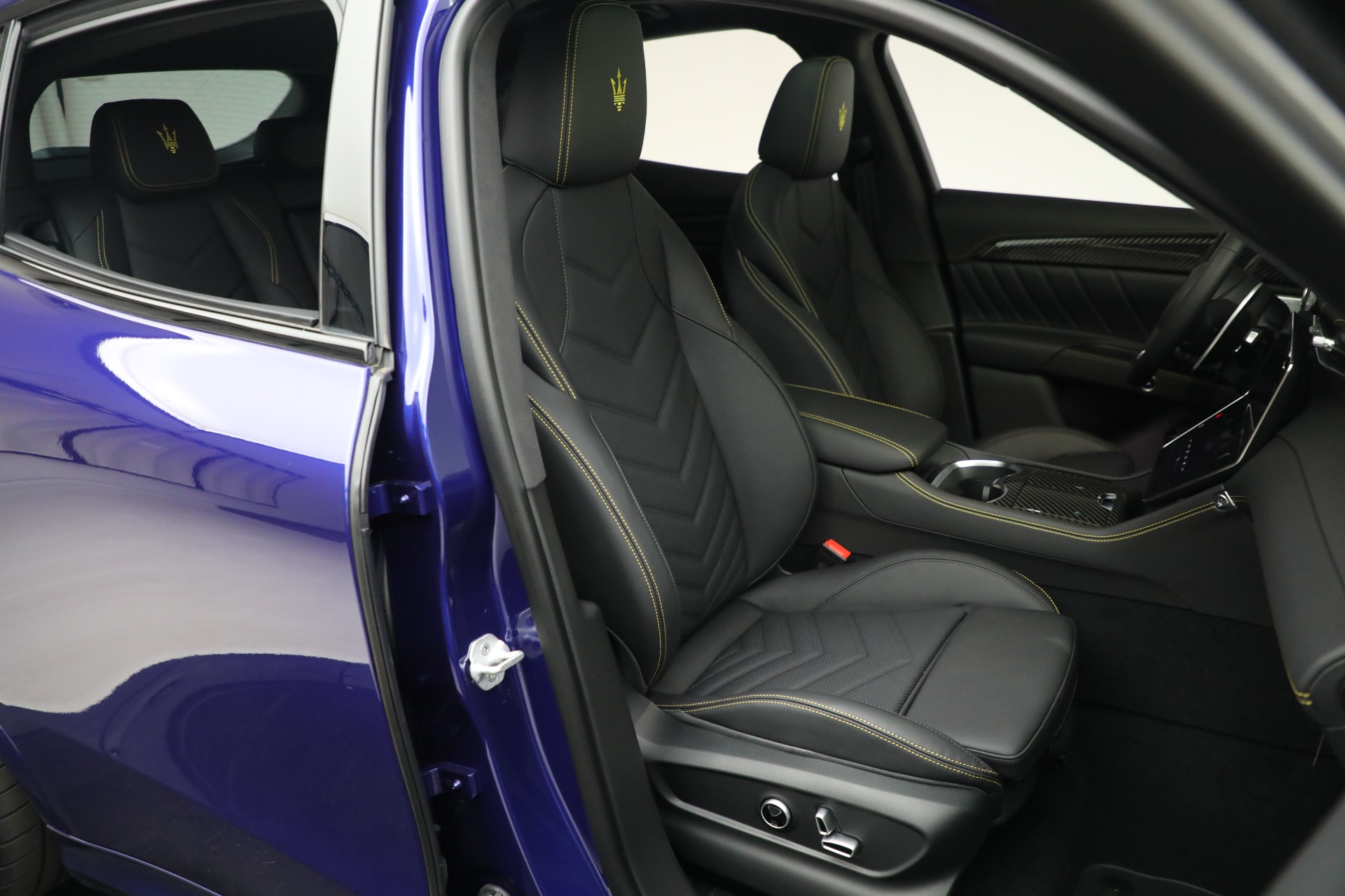 New-2023-Maserati-Grecale-Trofeo