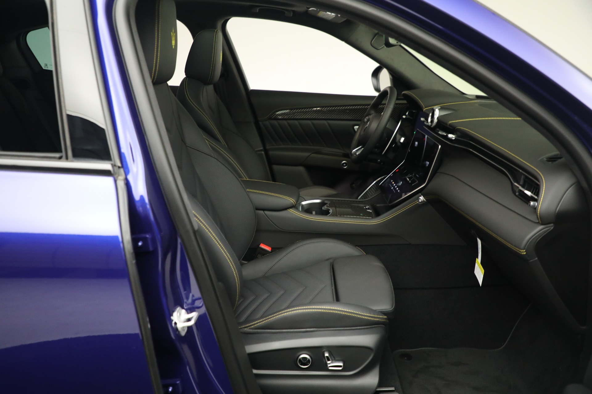 New-2023-Maserati-Grecale-Trofeo