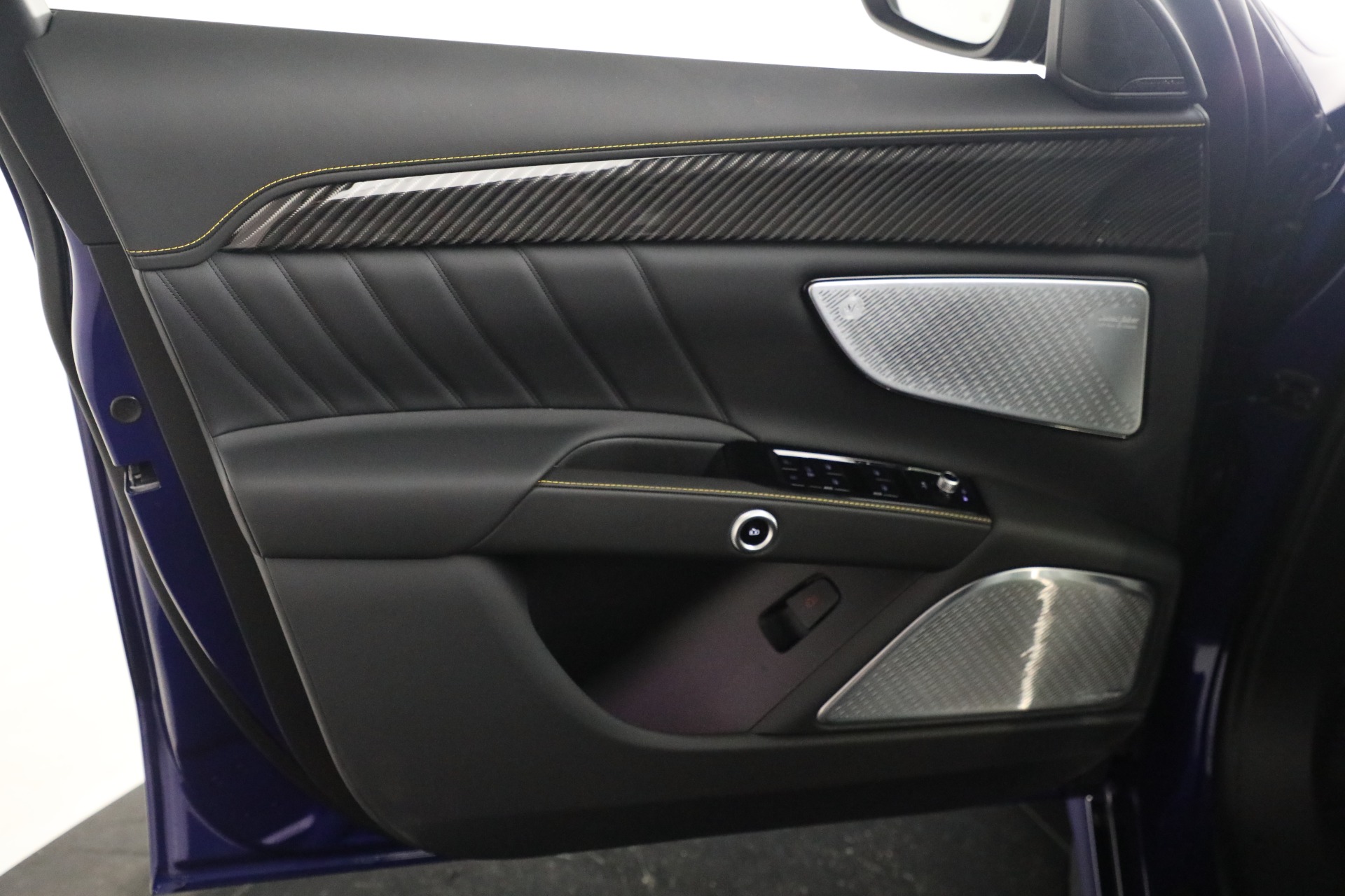 New-2023-Maserati-Grecale-Trofeo