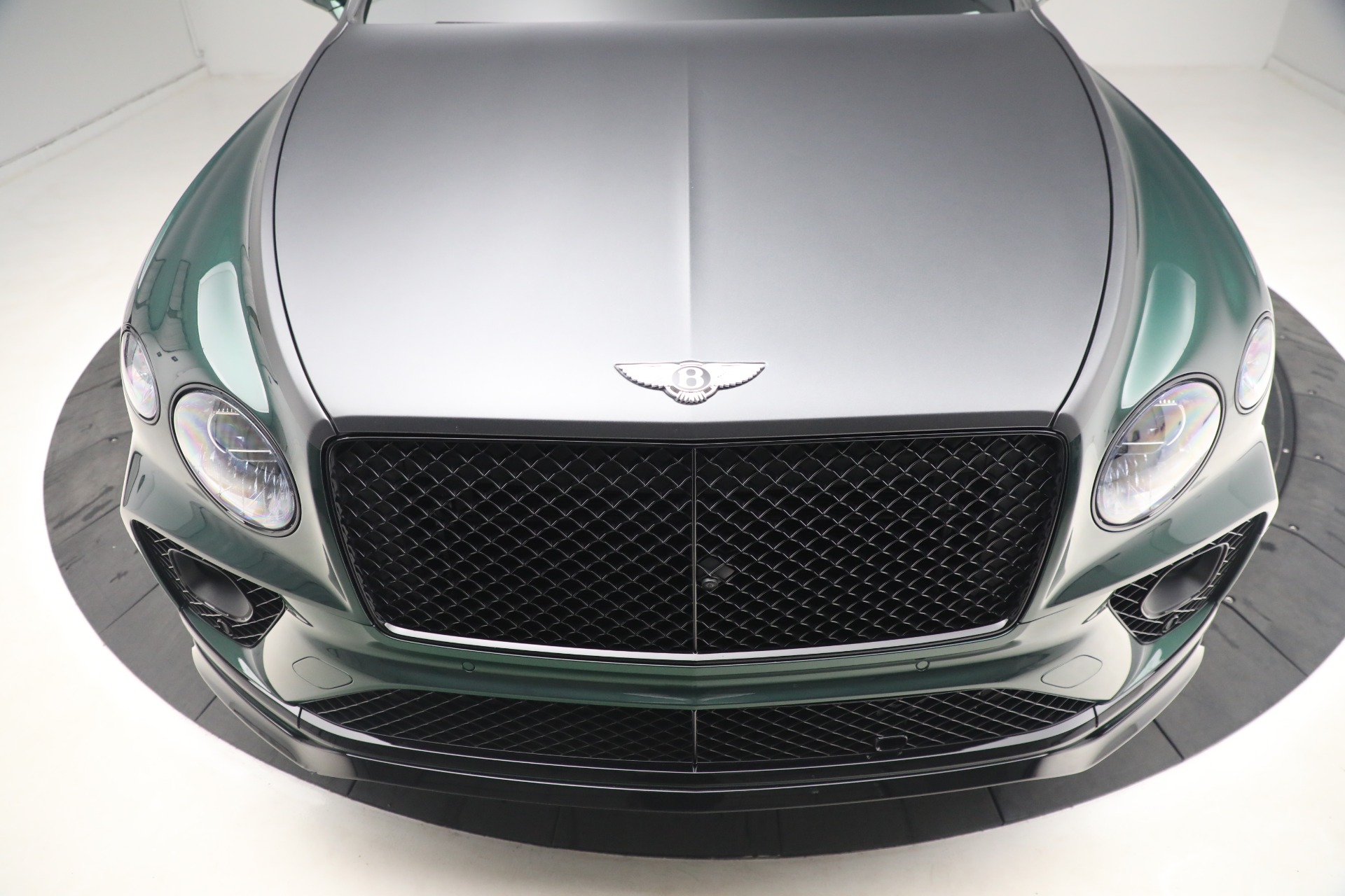 Used-2022-Bentley-Bentayga-Speed