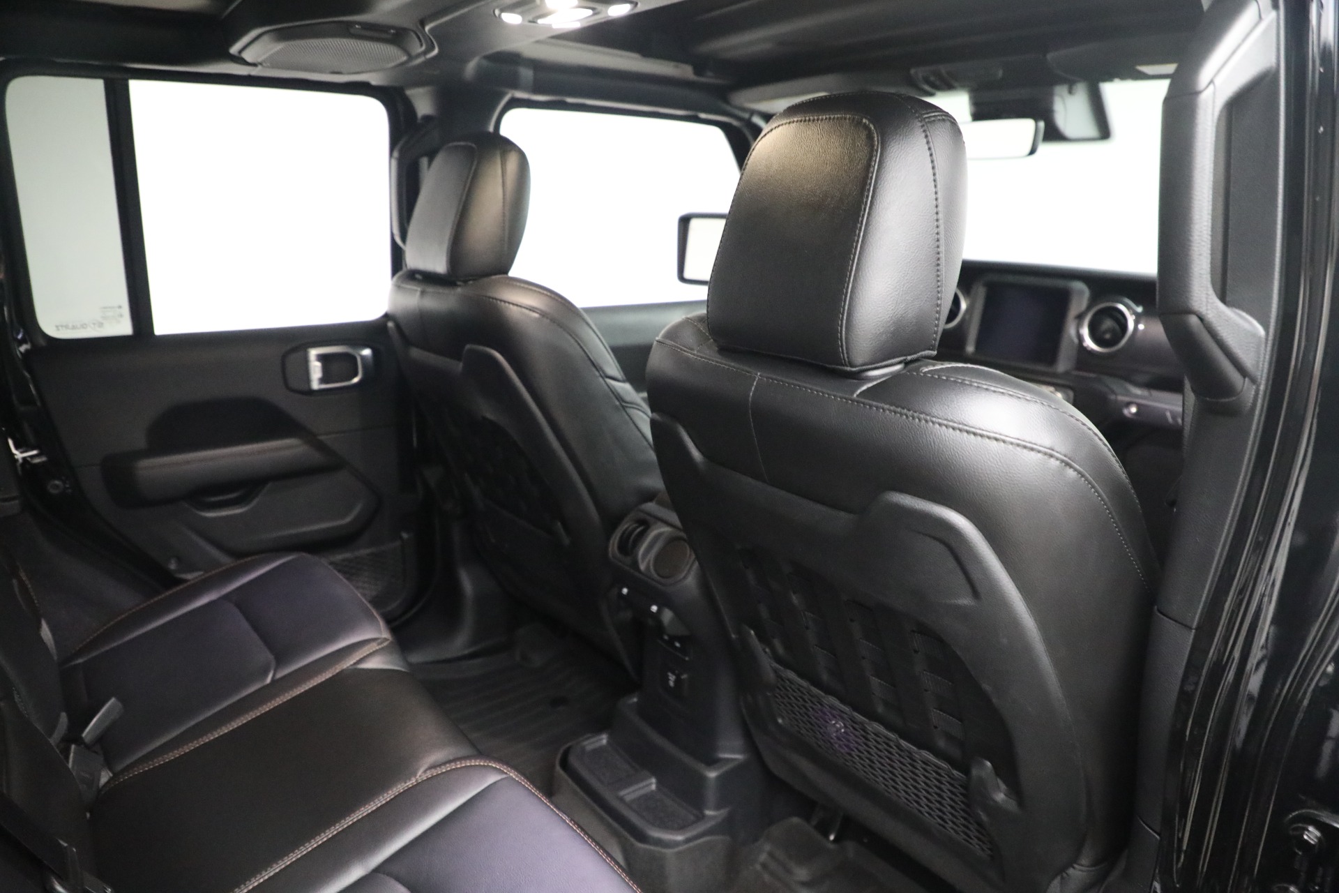 Used-2021-Jeep-Wrangler-Unlimited-Rubicon-392