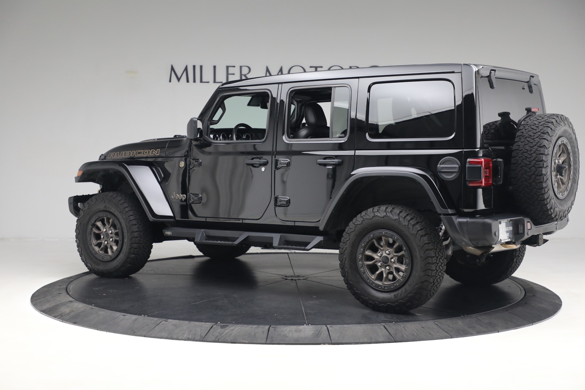 Used-2021-Jeep-Wrangler-Unlimited-Rubicon-392