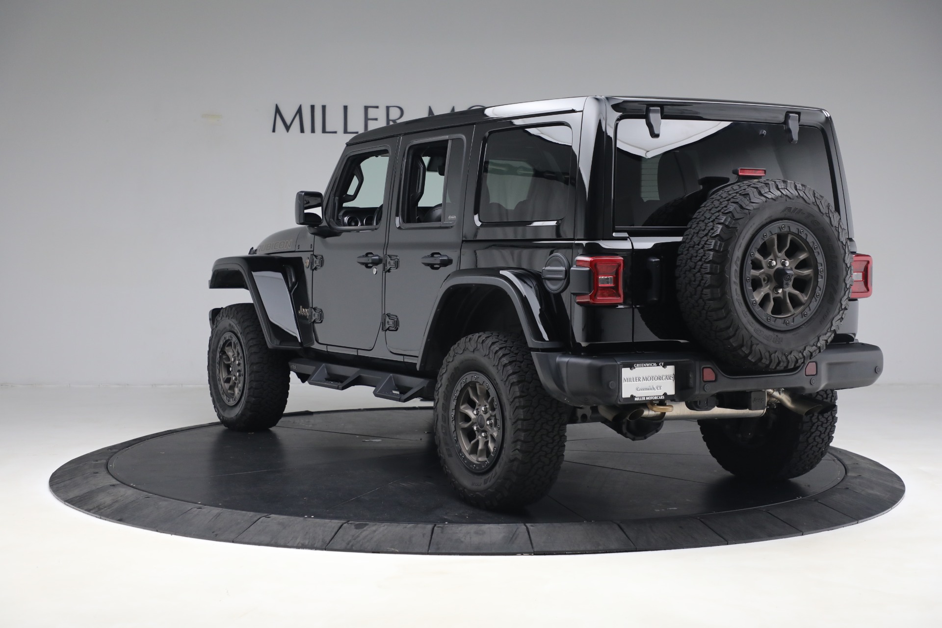 Used-2021-Jeep-Wrangler-Unlimited-Rubicon-392