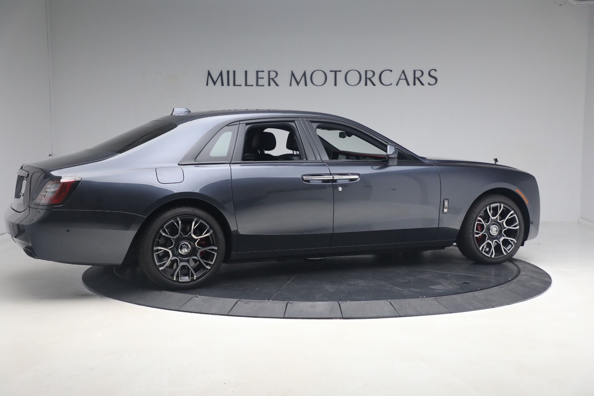 Used-2022-Rolls-Royce-Black-Badge-Ghost