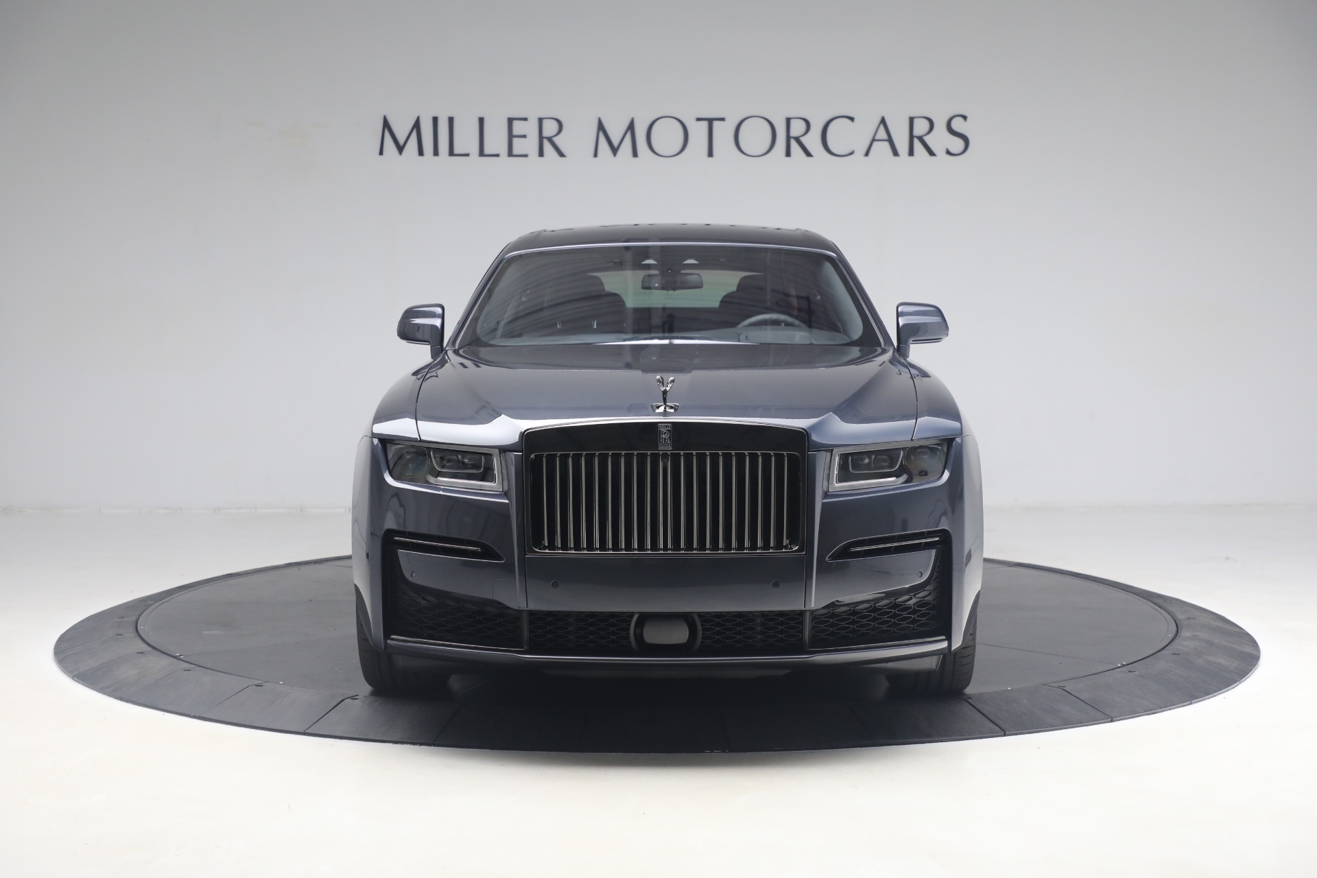 Used-2022-Rolls-Royce-Black-Badge-Ghost