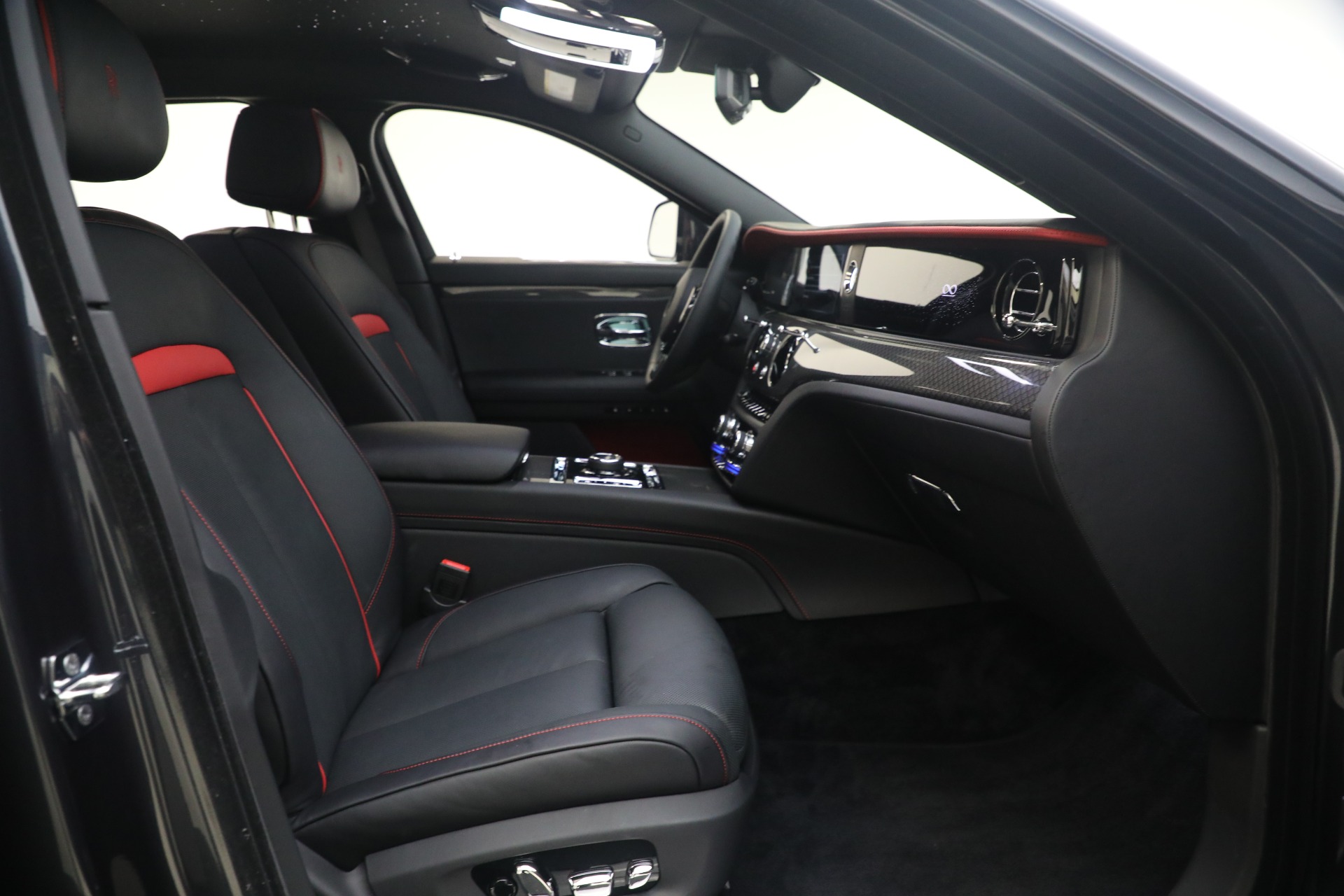 Used-2022-Rolls-Royce-Black-Badge-Ghost