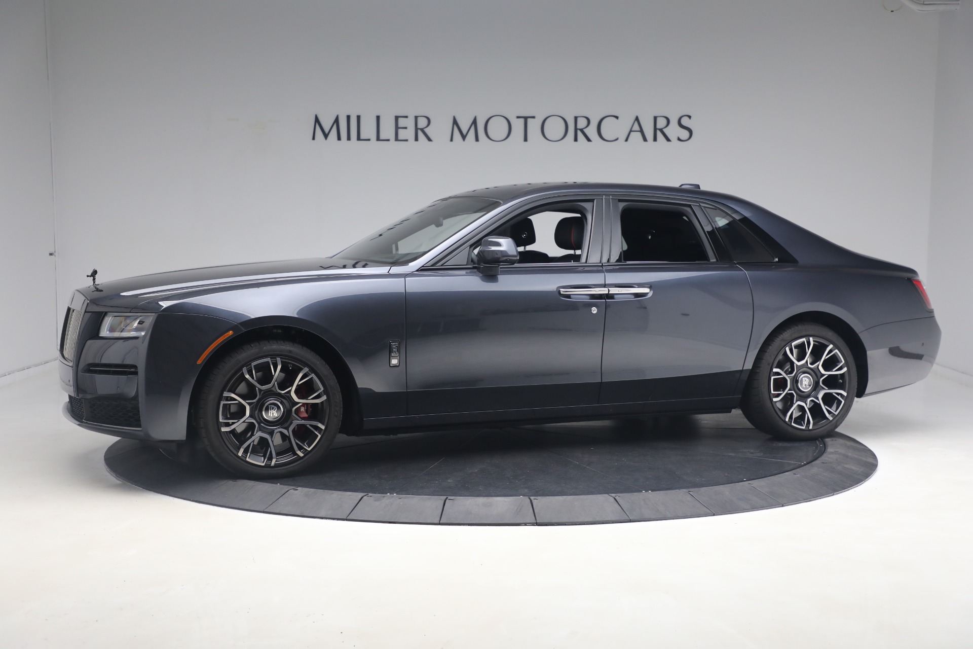 Used-2022-Rolls-Royce-Black-Badge-Ghost