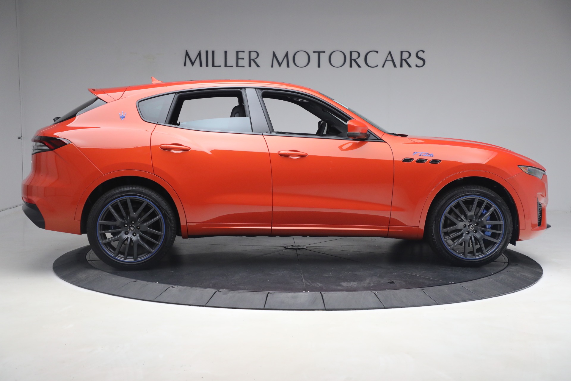 New-2023-Maserati-Levante-F-Tributo
