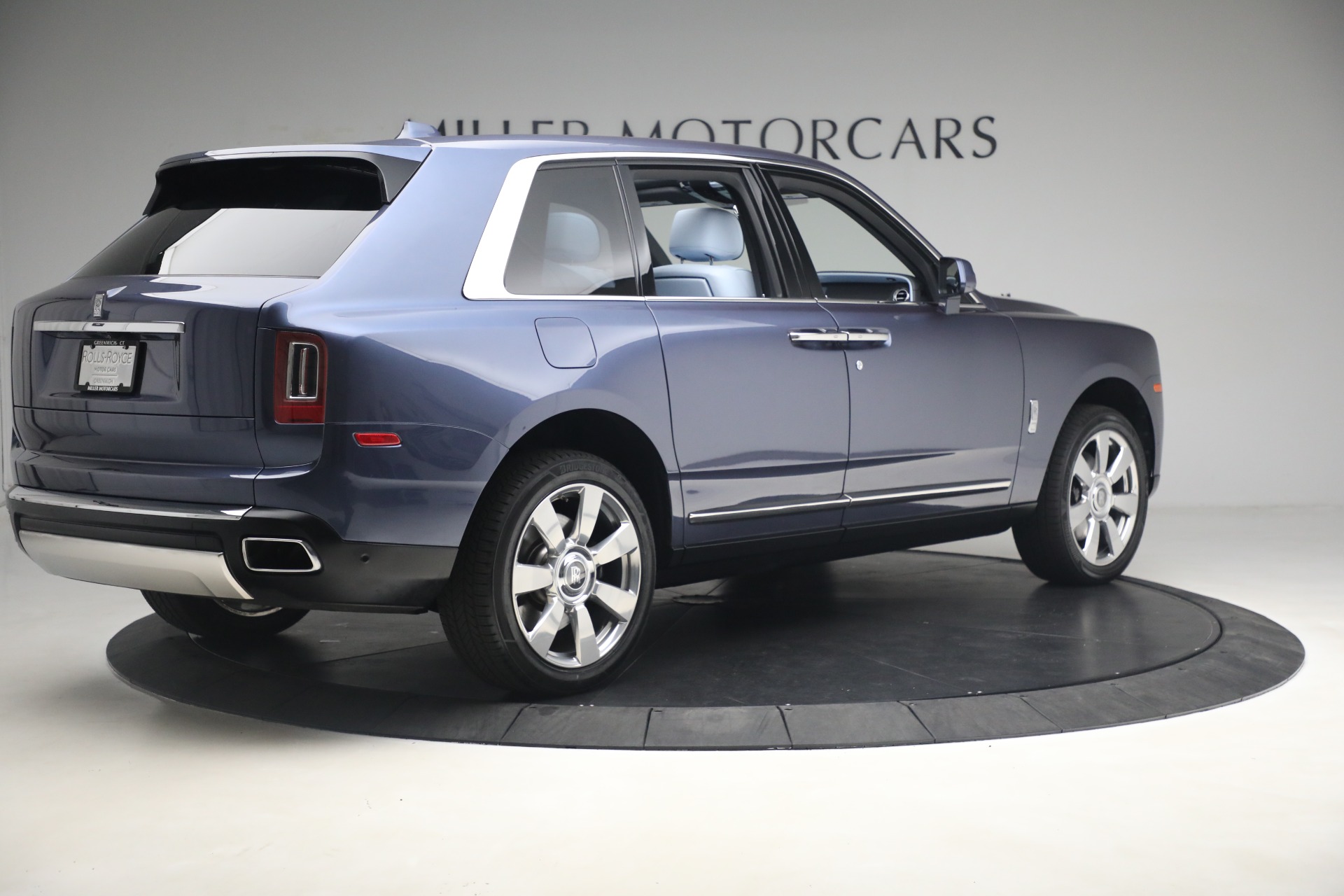 Used-2019-Rolls-Royce-Cullinan