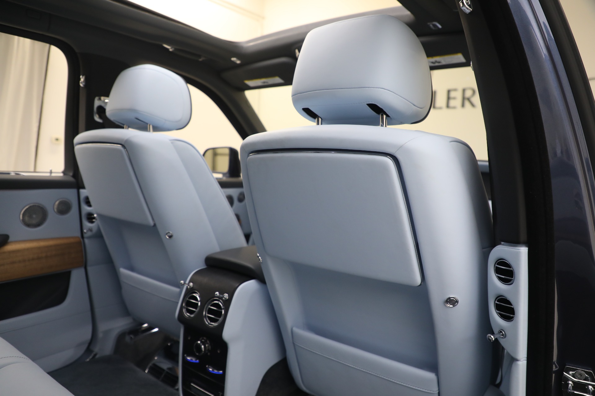 Used-2019-Rolls-Royce-Cullinan