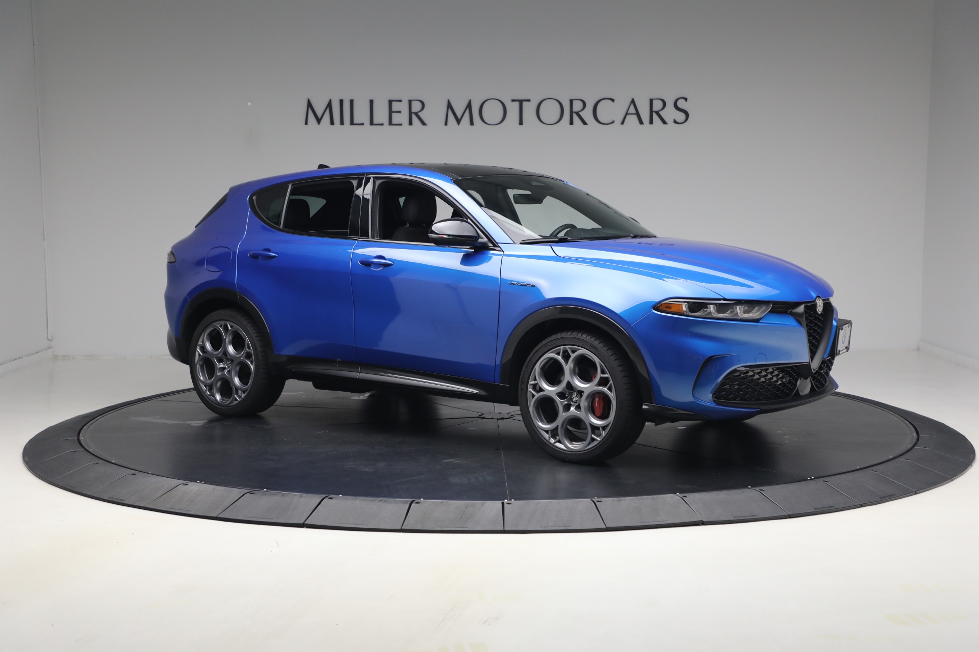 Used-2024-Alfa-Romeo-Tonale-Veloce