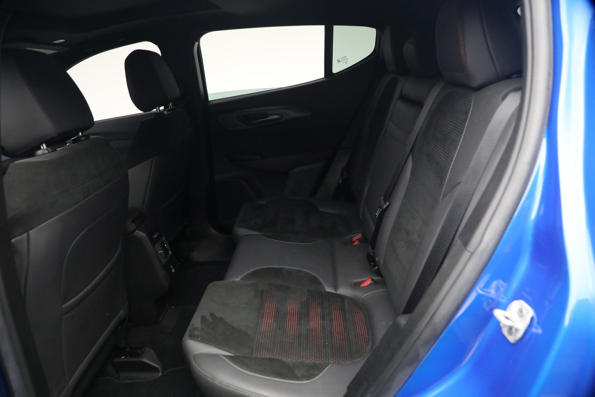 Used-2024-Alfa-Romeo-Tonale-Veloce