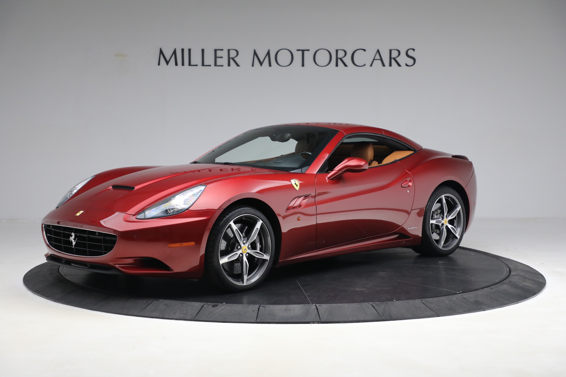 Used-2014-Ferrari-California