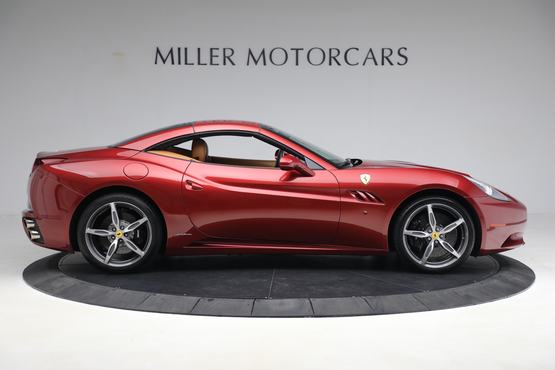 Used-2014-Ferrari-California