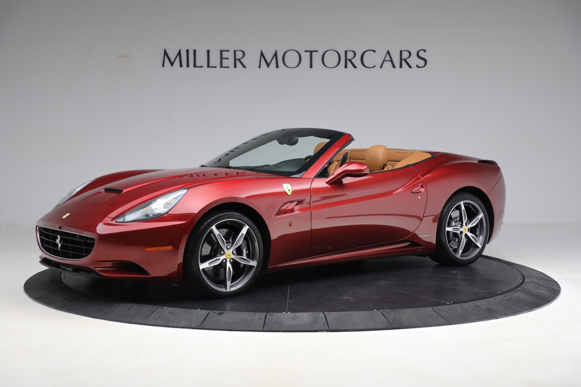 Used-2014-Ferrari-California