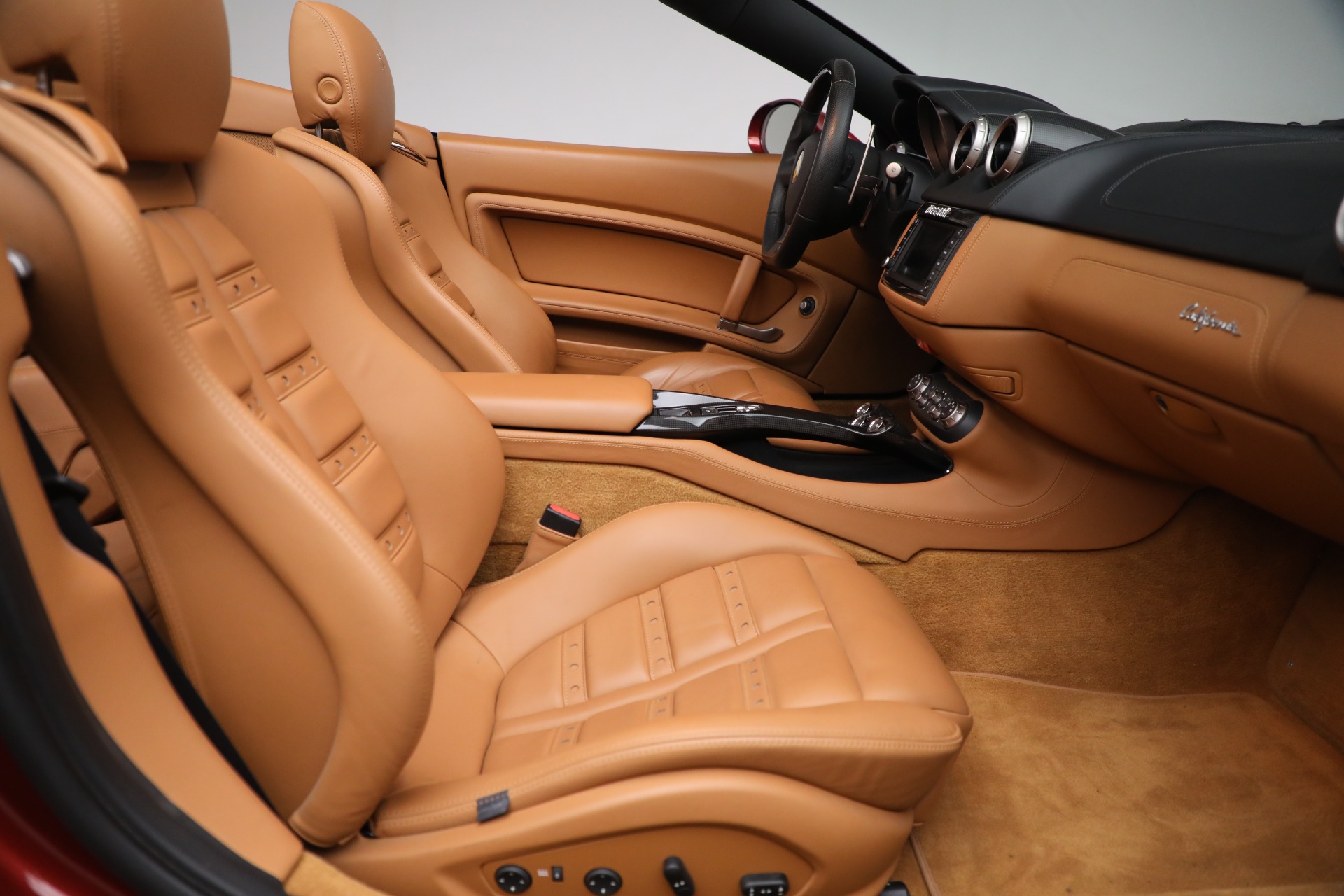 Used-2014-Ferrari-California