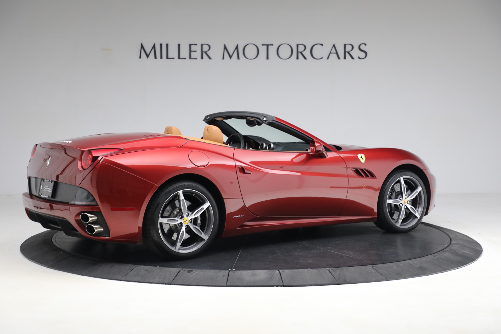 Used-2014-Ferrari-California