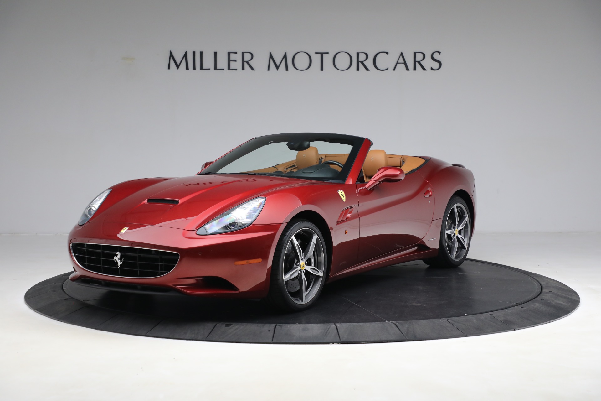 Used-2014-Ferrari-California