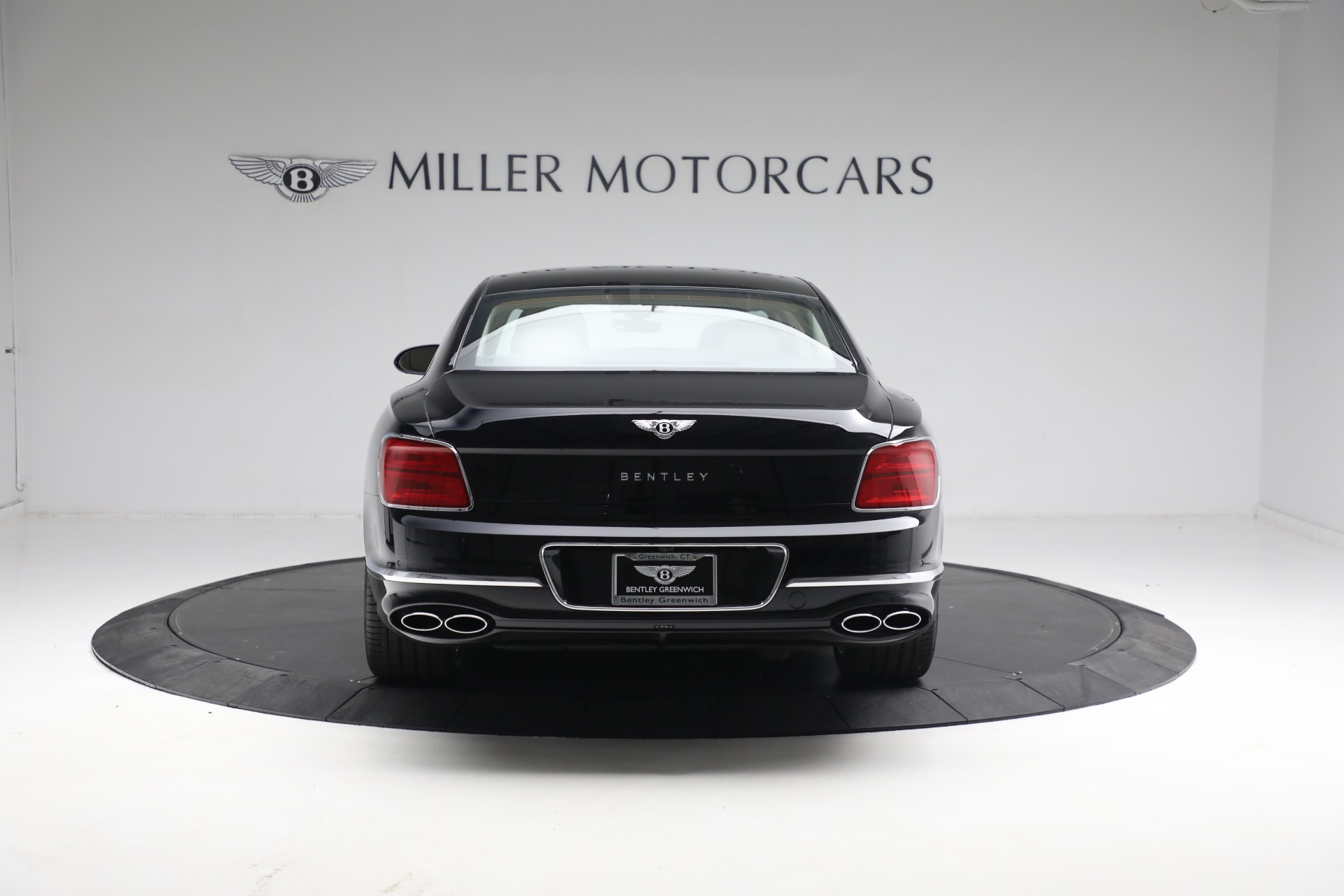 New-2023-Bentley-Flying-Spur-V8