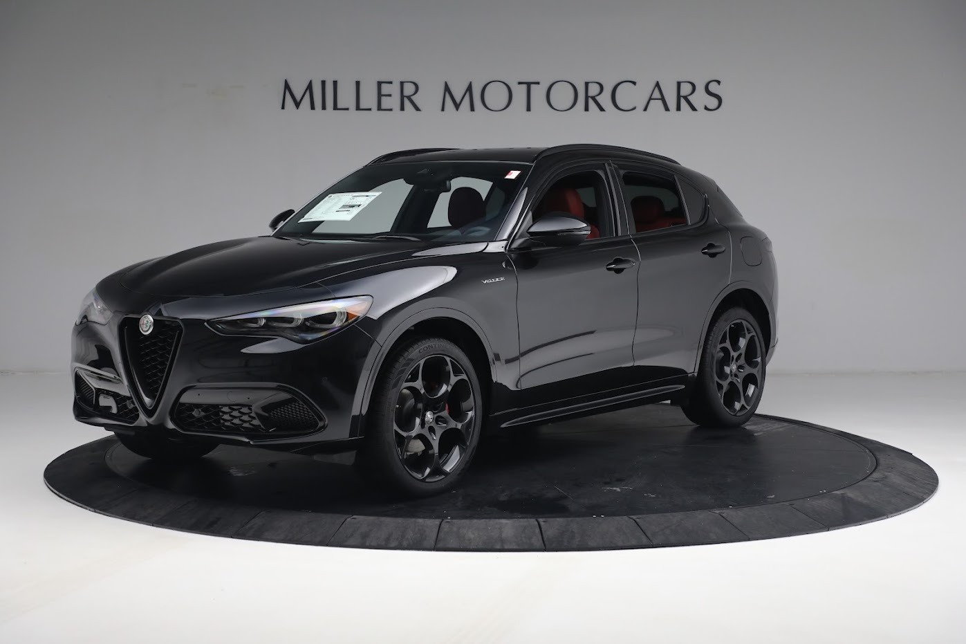 New-2024-Alfa-Romeo-Stelvio-Veloce