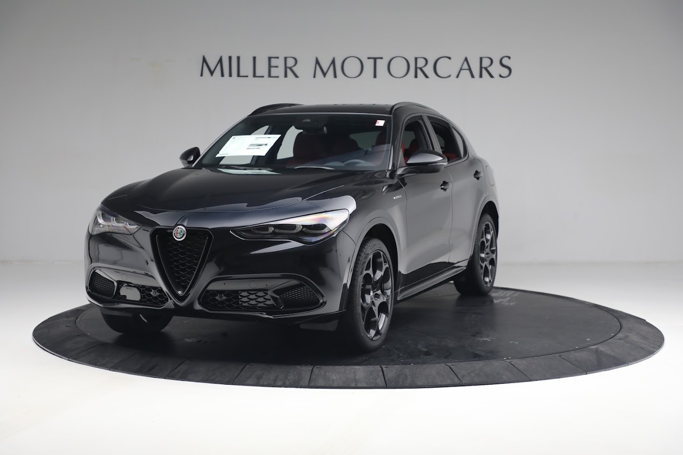 New-2024-Alfa-Romeo-Stelvio-Veloce