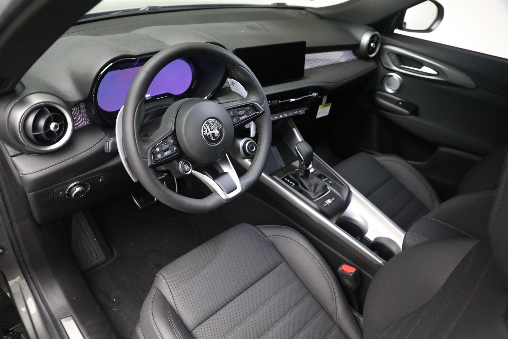 Used-2024-Alfa-Romeo-Tonale-Veloce