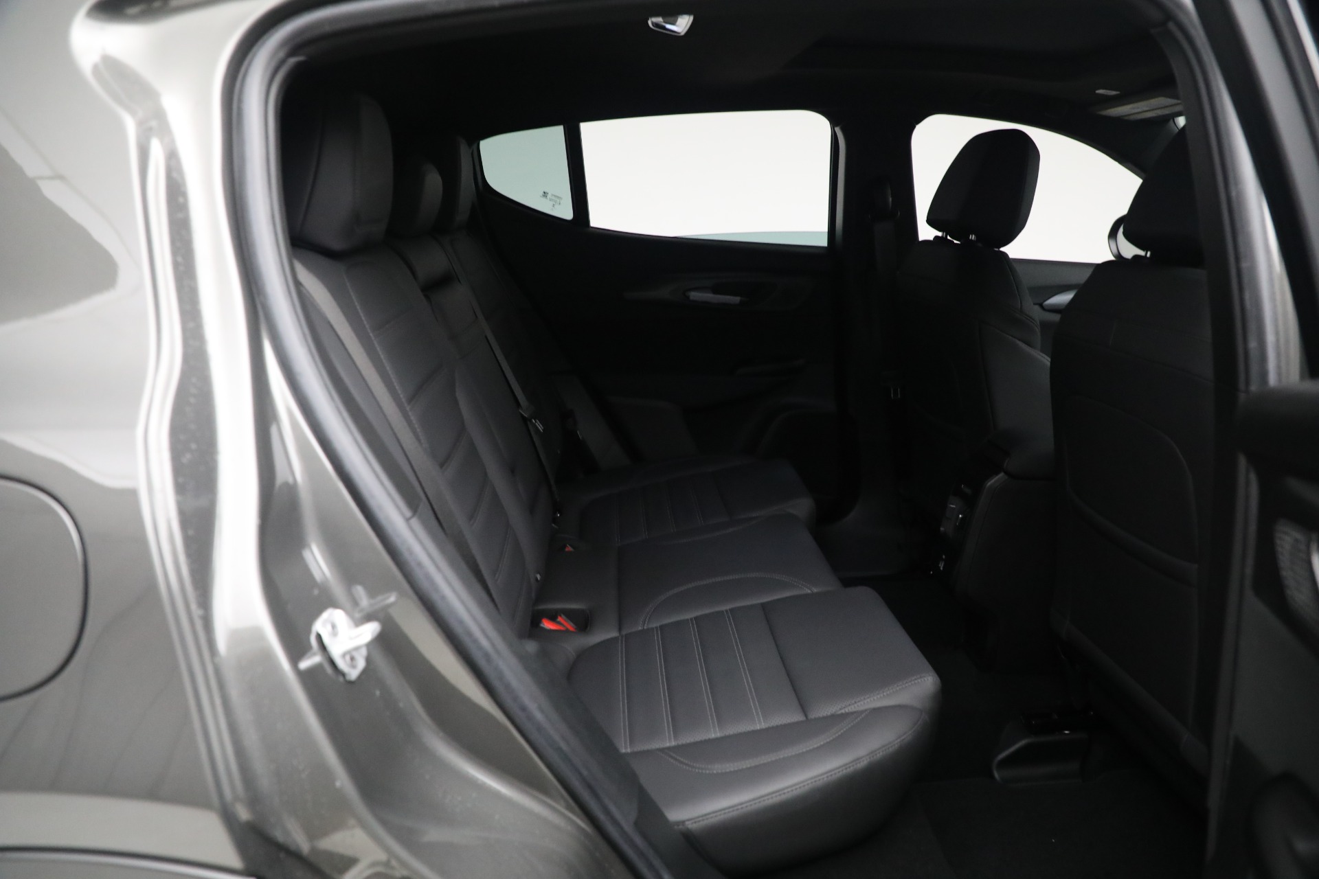 Used-2024-Alfa-Romeo-Tonale-Veloce