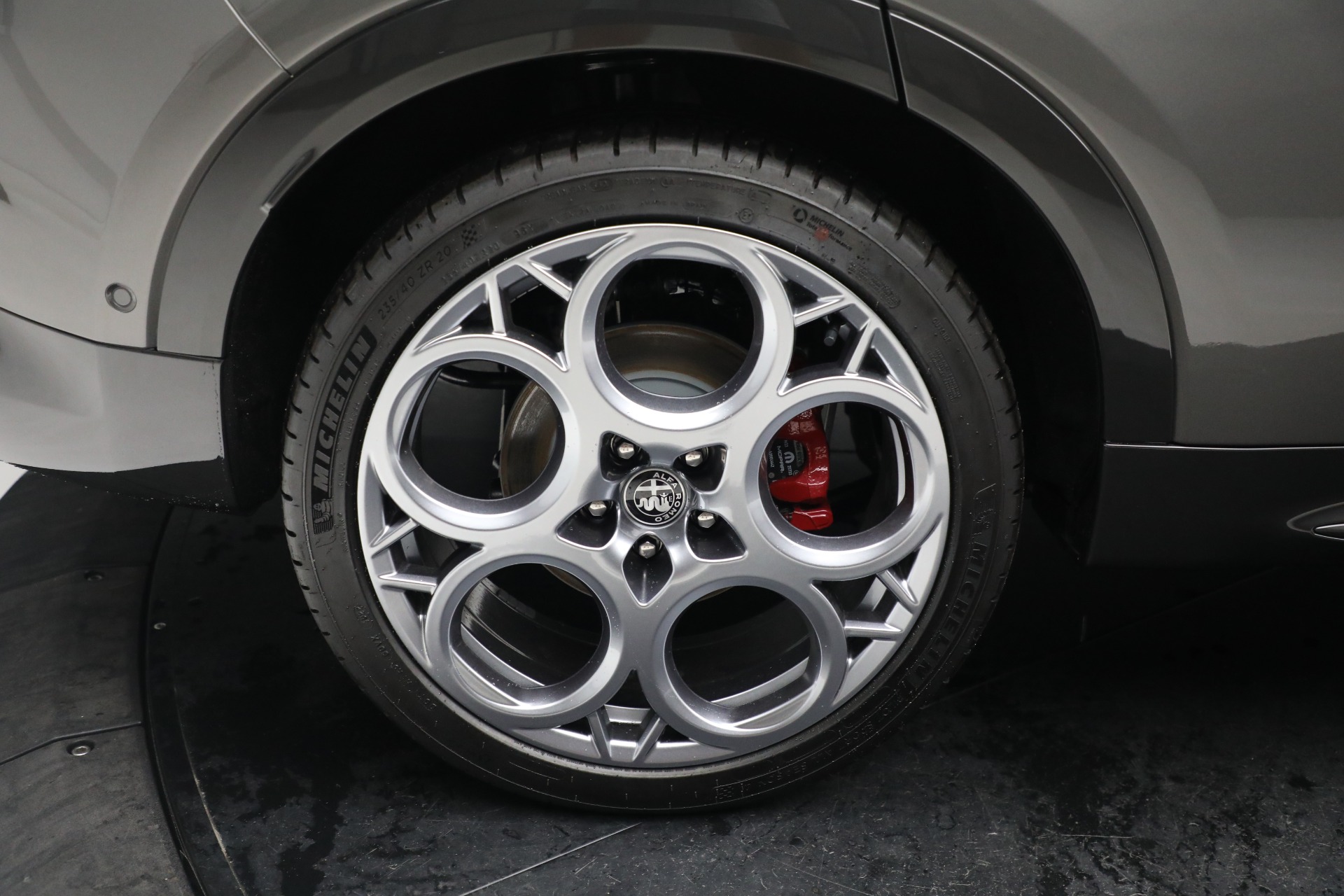 Used-2024-Alfa-Romeo-Tonale-Veloce